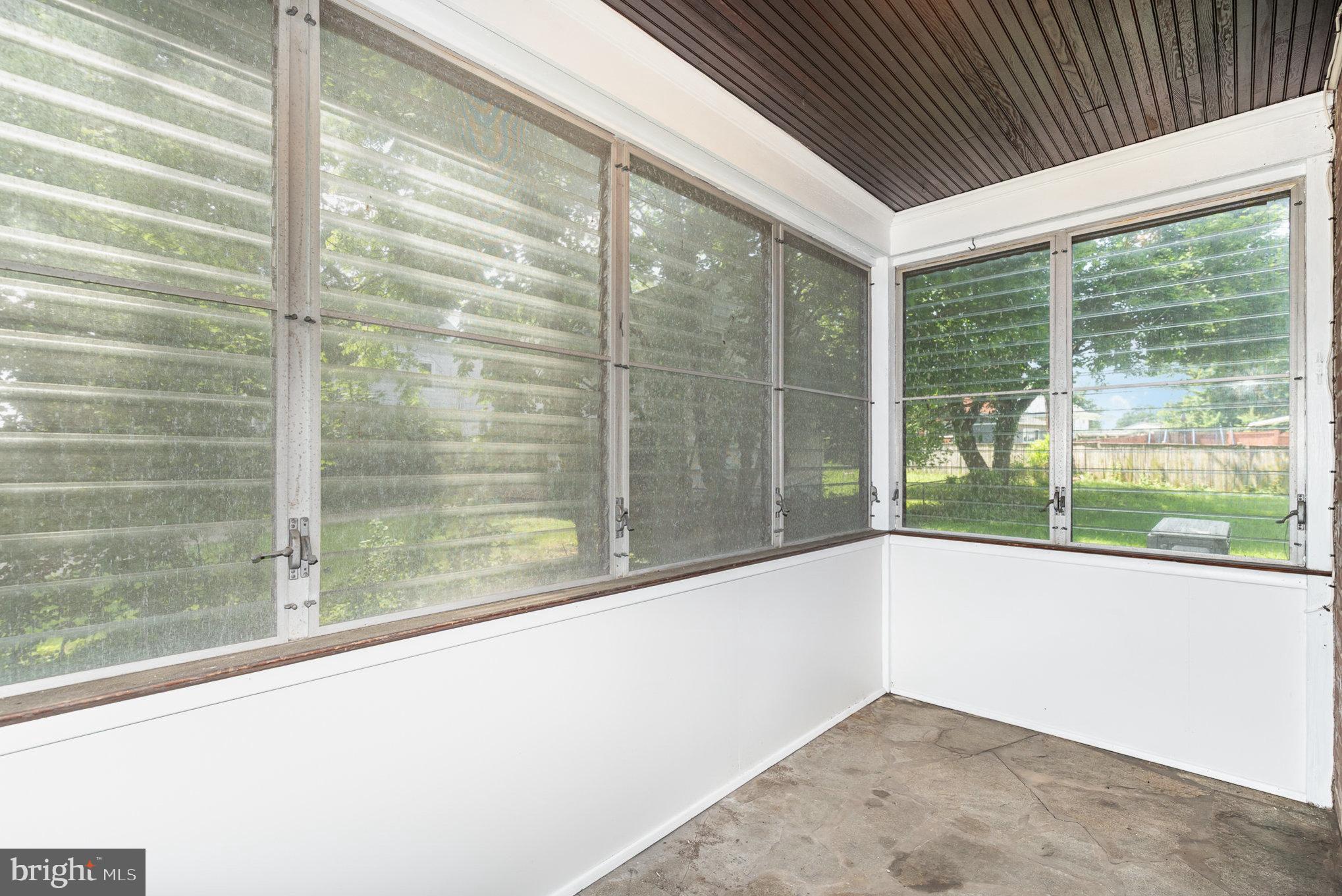 HOWARD PARK - Residential
