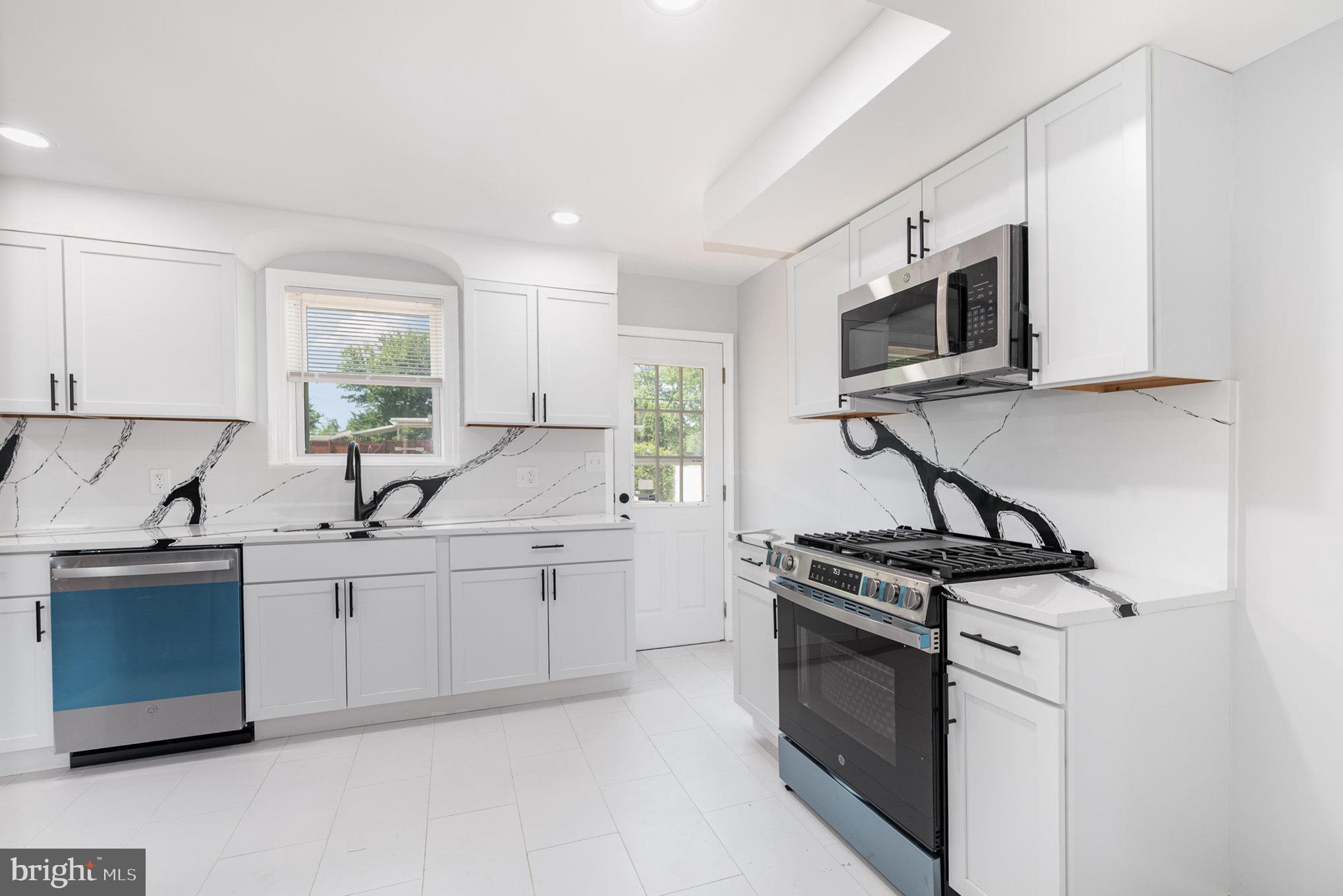 HOWARD PARK - Residential