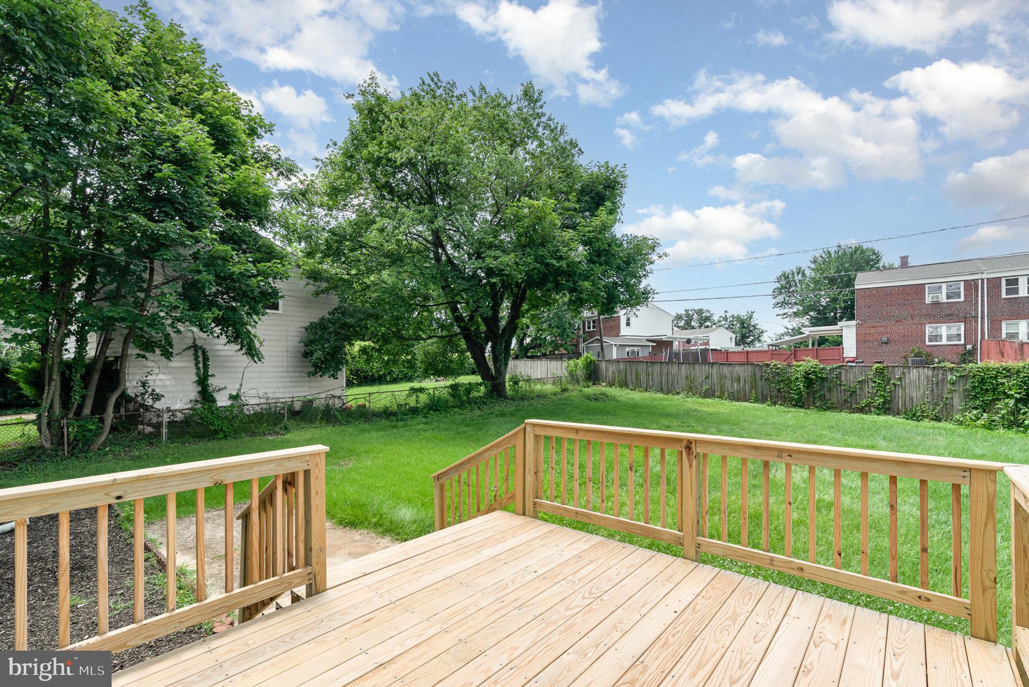 HOWARD PARK - Residential
