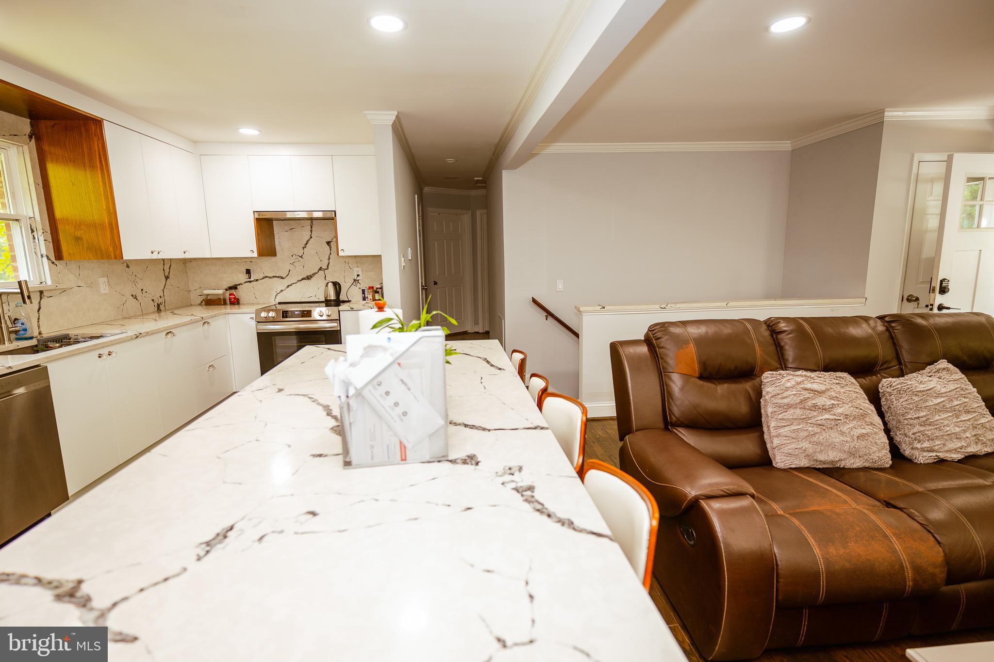 LAKEVIEW - Residential