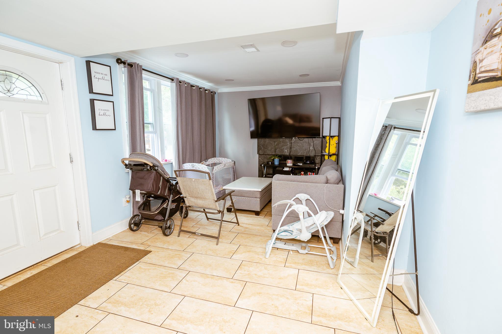 LAKEVIEW - Residential