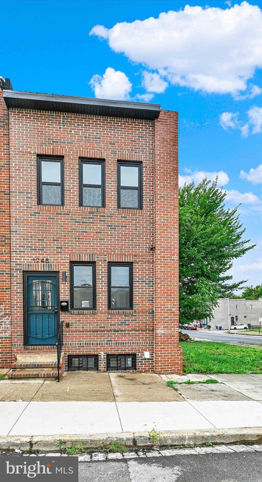 Buyer Financing fell through! Motivated seller! Seller concessions available! ✨Experience refined city living in this completely renovated 4-bedroom, 3-bathroom end-of-row townhome, designed with timeless elegance and modern comfort. ✨Step inside to discover elegant fireplaces on every floor, creating a warm and inviting atmosphere throughout the home. ✨The kitchen features granite countertops, custom cabinetry, and premium finishes, perfect for entertaining or enjoying everyday meals in style.✨The open-concept layout flows seamlessly, highlighting the home’s sophisticated design while maximizing natural light. Upstairs, generously sized bedrooms offer comfort and versatility, while spa-like bathrooms boast high-end finishes and thoughtful details. ✨With its blend of historic charm and modern upgrades, this luxury townhome is the perfect place to call home in the heart of Baltimore City. 
Schedule your showing today !