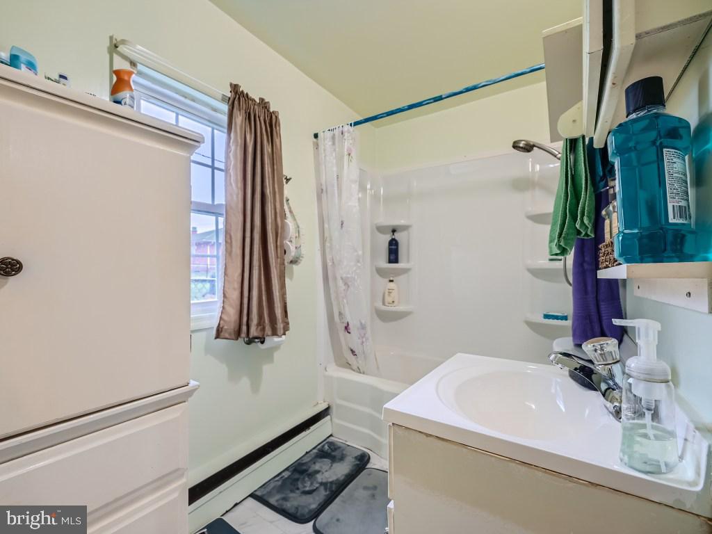 ESSEX - Residential