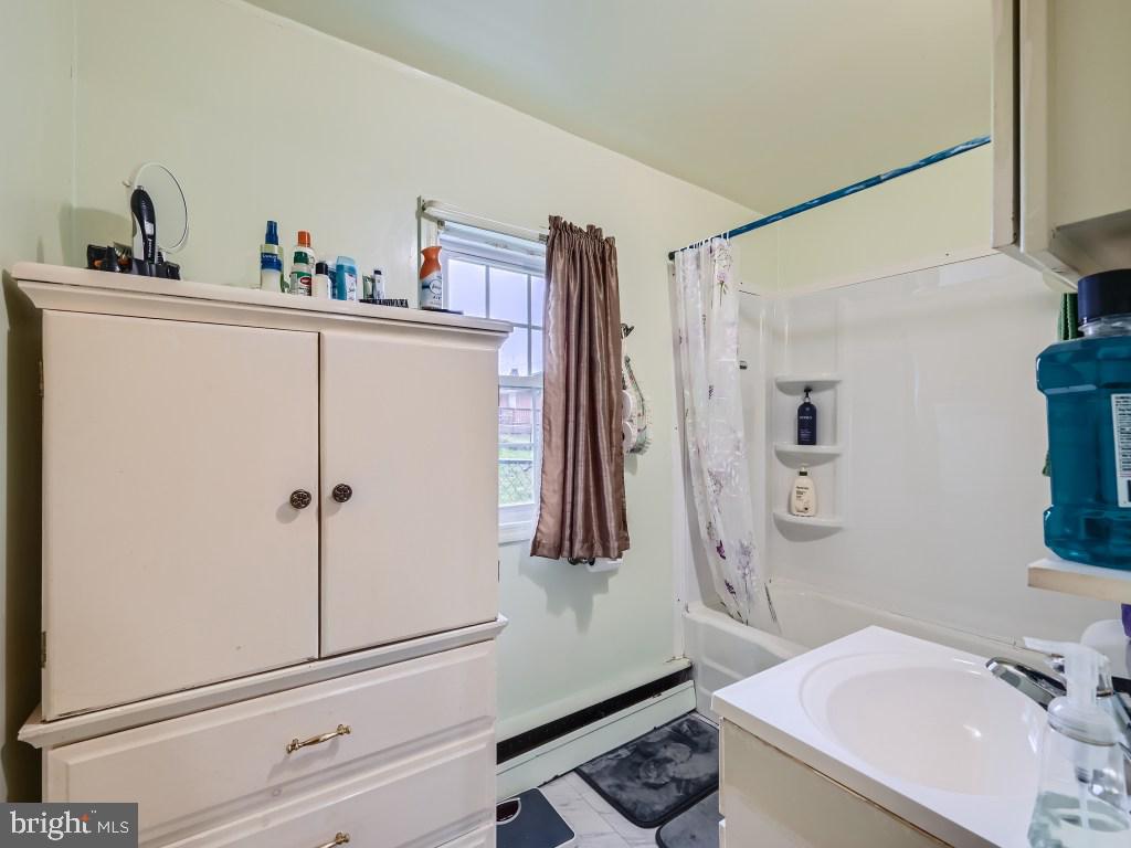 ESSEX - Residential