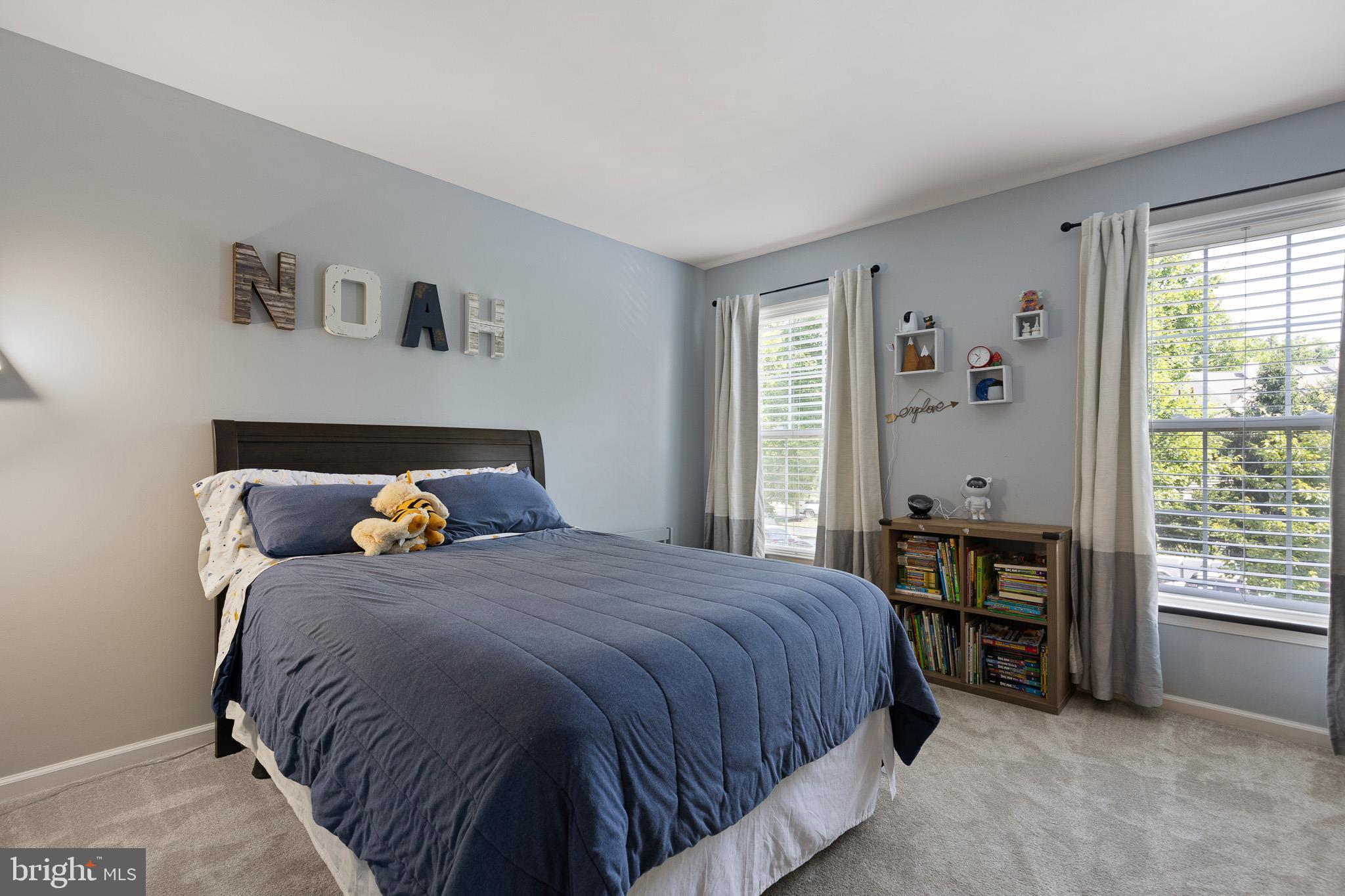 SCHOOLHOUSE LANE - Residential