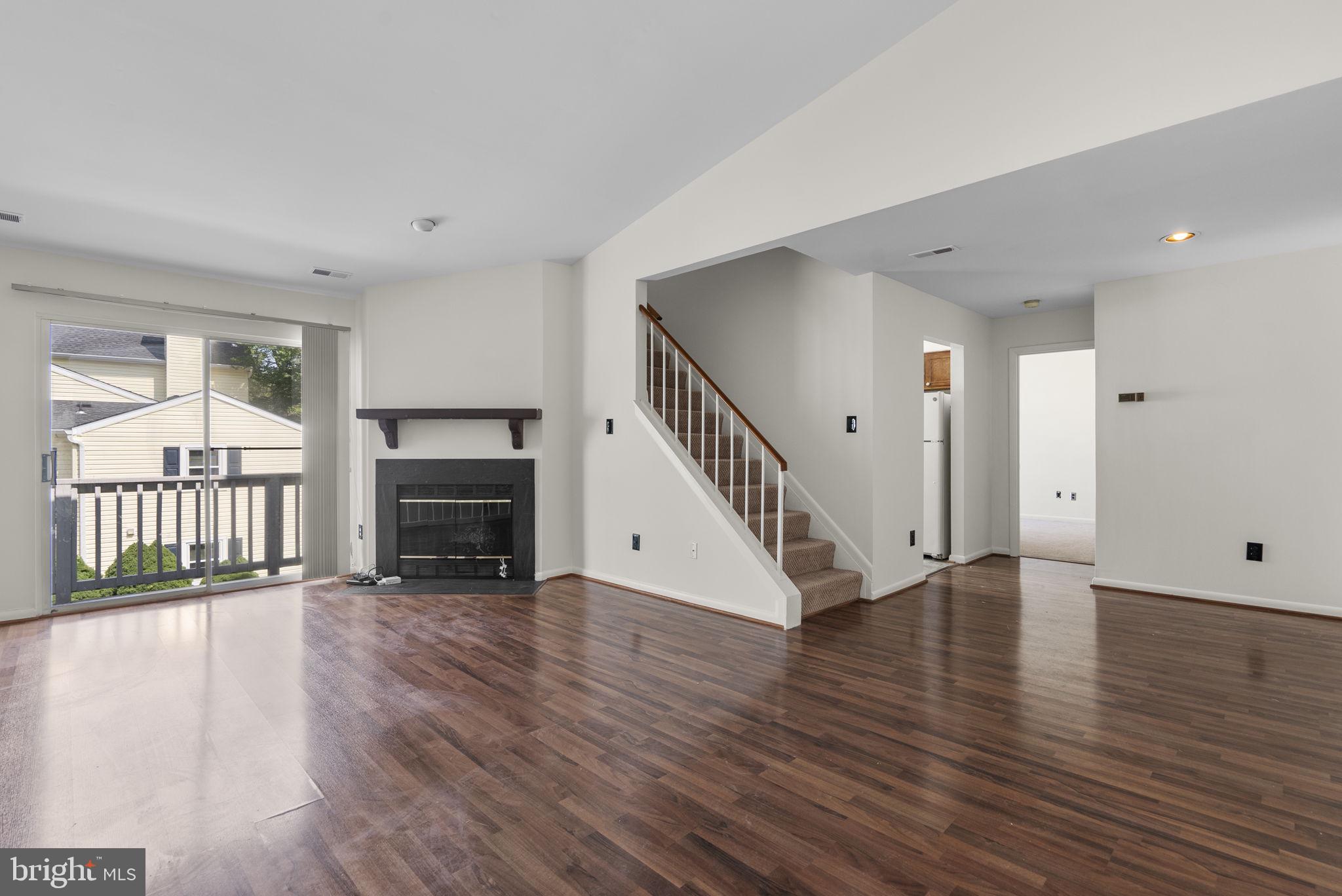 HOMELAND VILLAGE - Residential