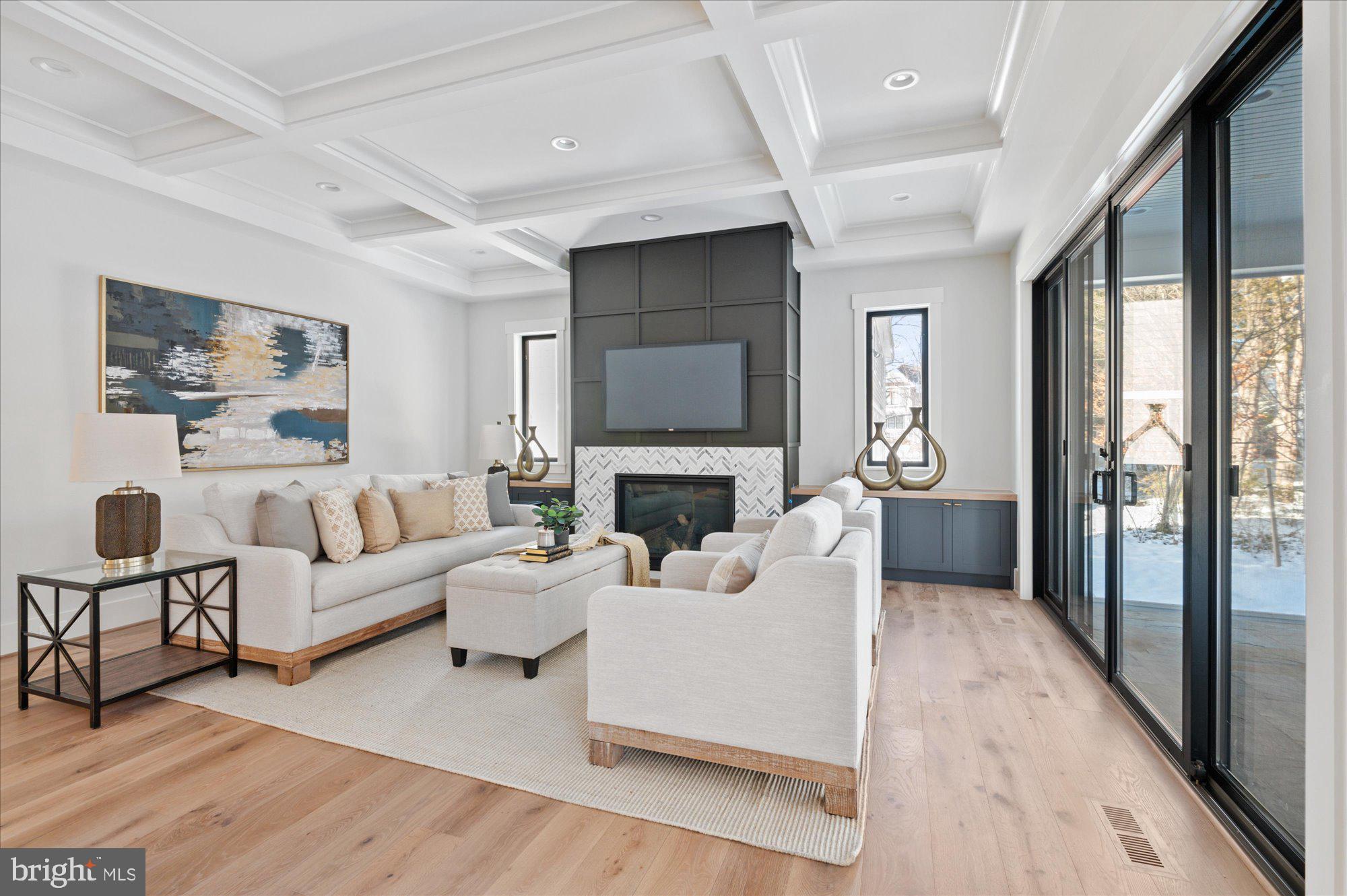 KENT GARDENS - Residential