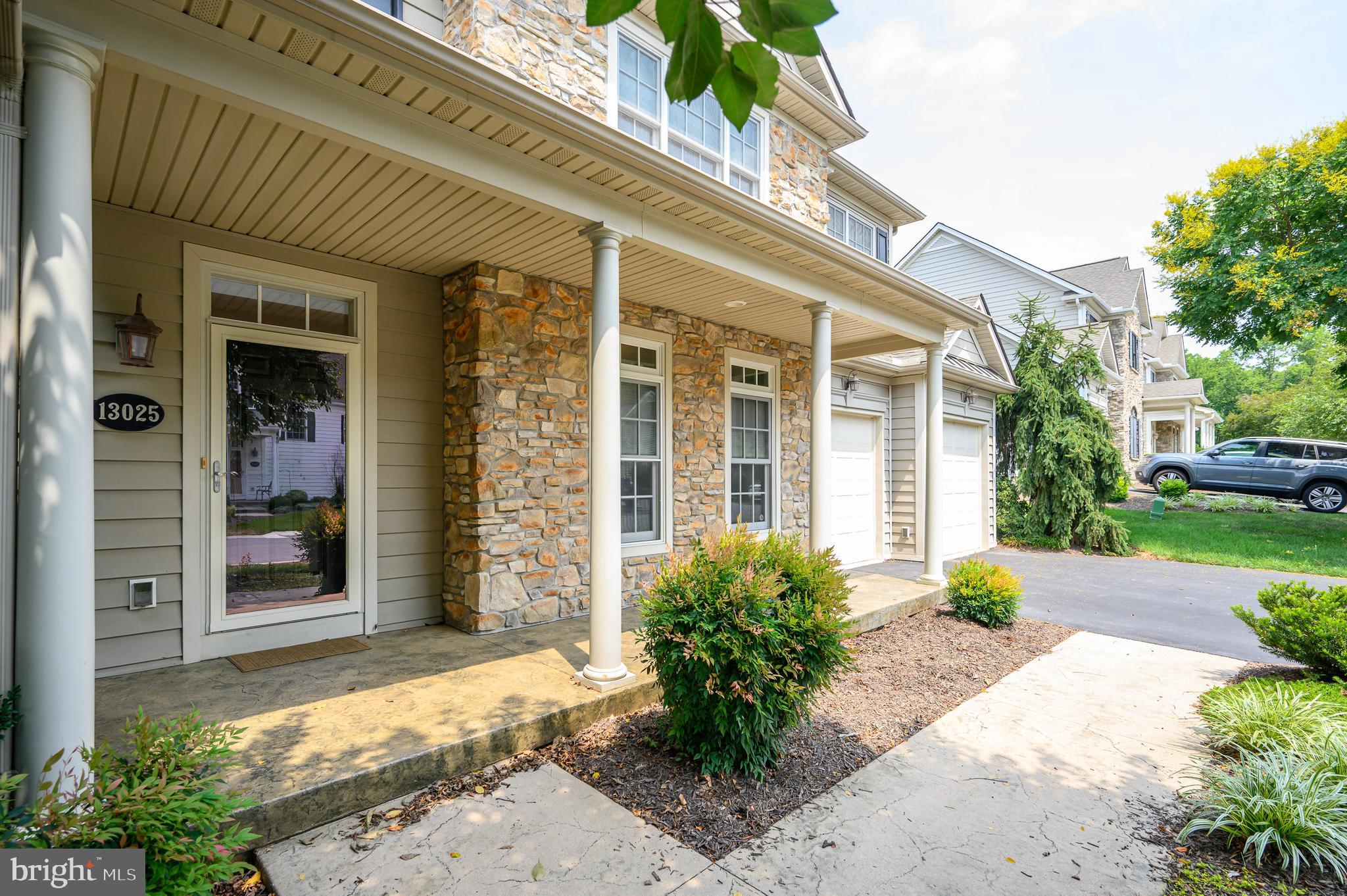 CORTLAND VILLAS - Residential