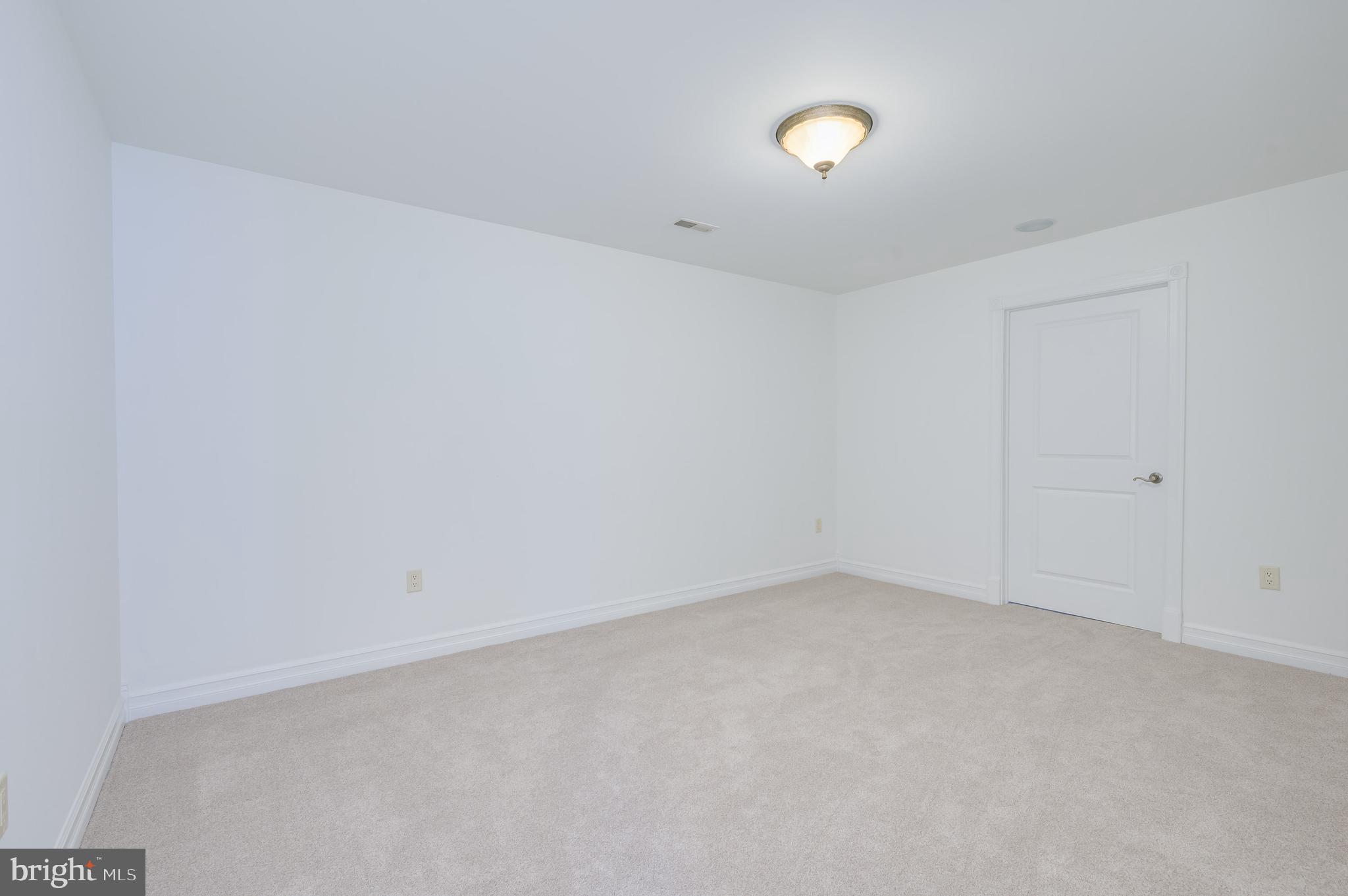CORTLAND VILLAS - Residential