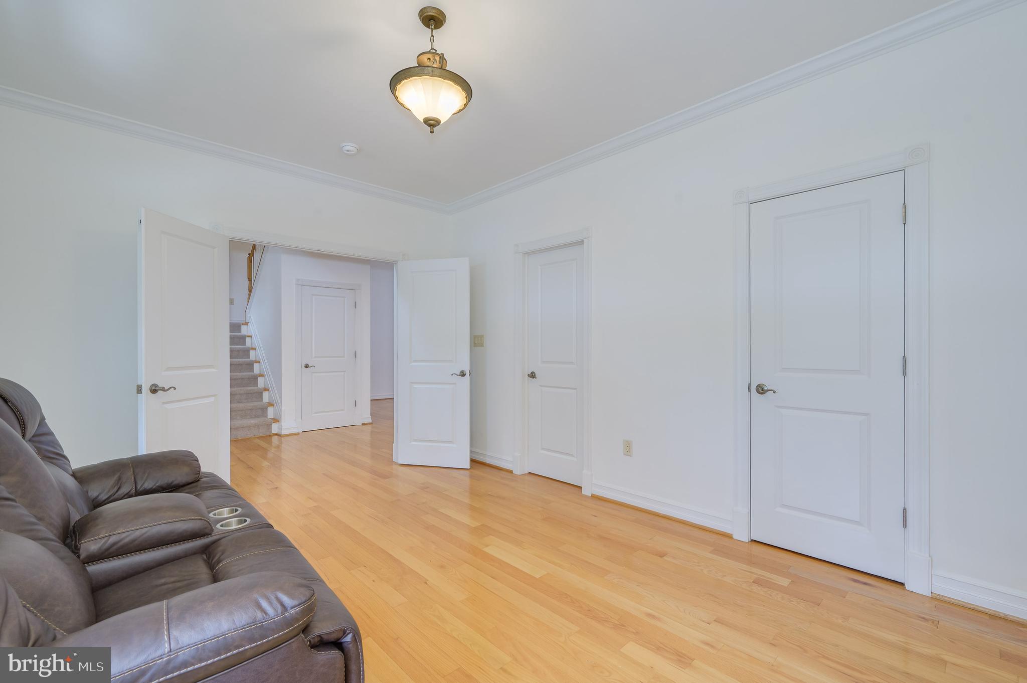 CORTLAND VILLAS - Residential