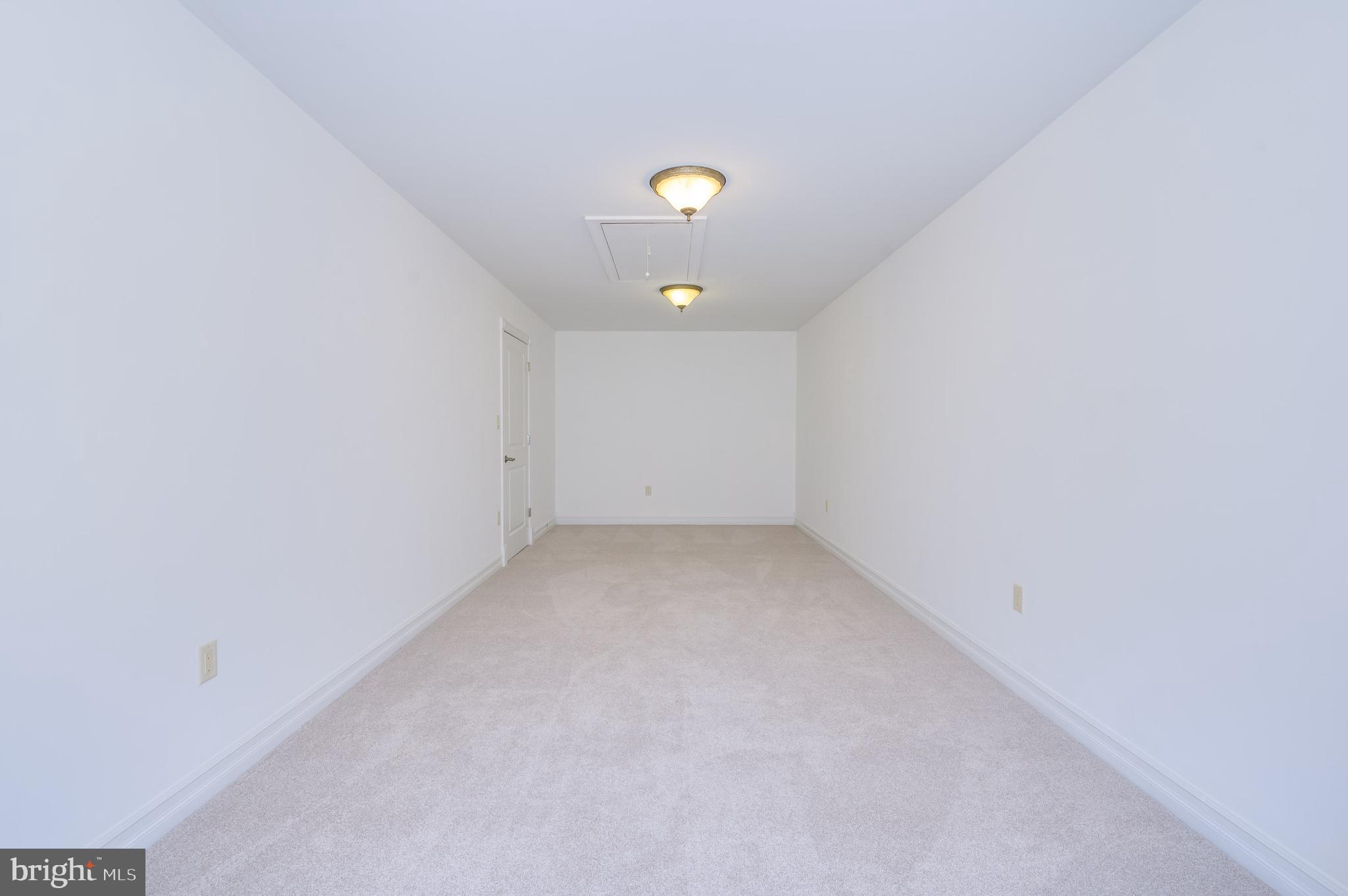CORTLAND VILLAS - Residential