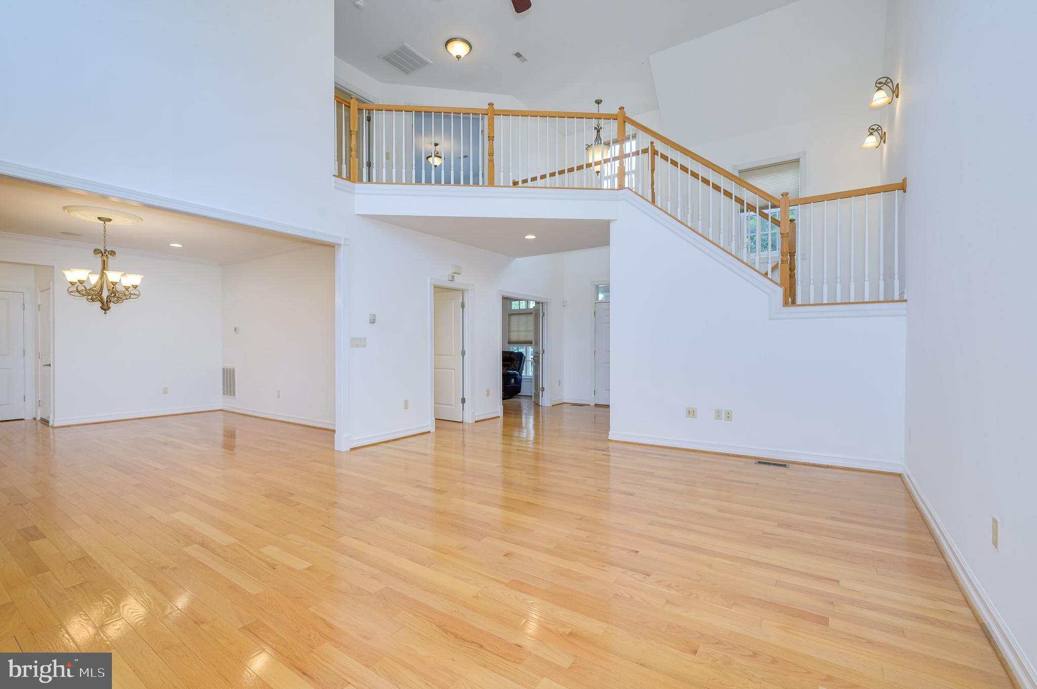 CORTLAND VILLAS - Residential