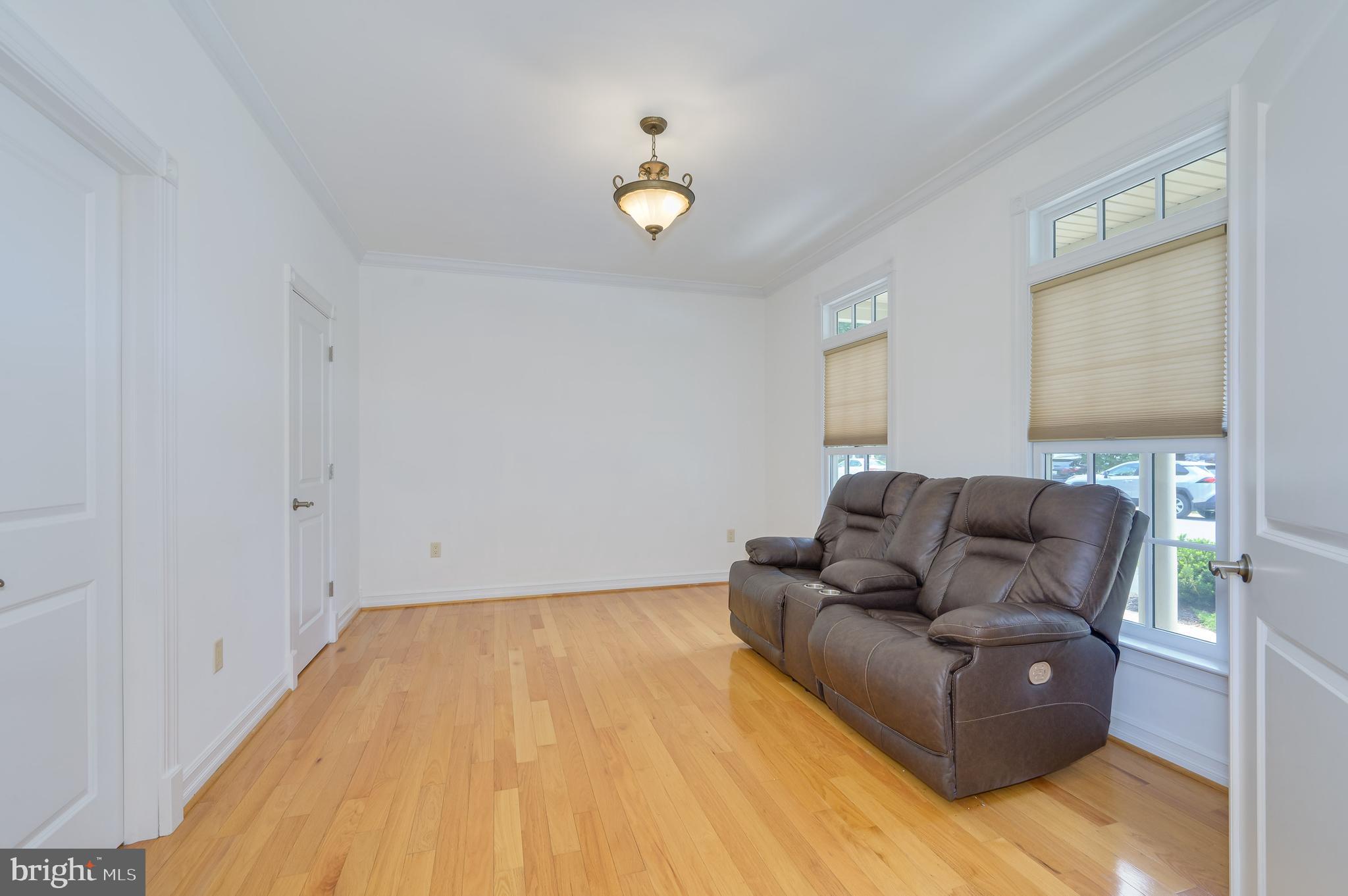 CORTLAND VILLAS - Residential