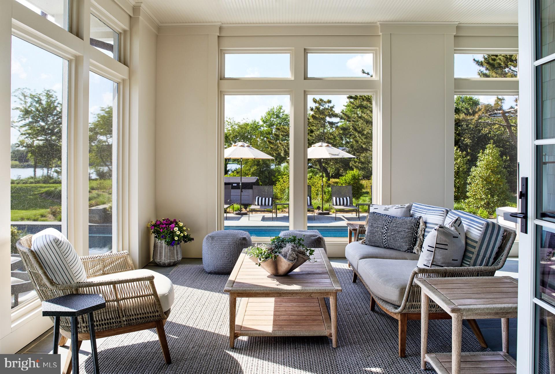 COVE CREEK CLUB - Residential