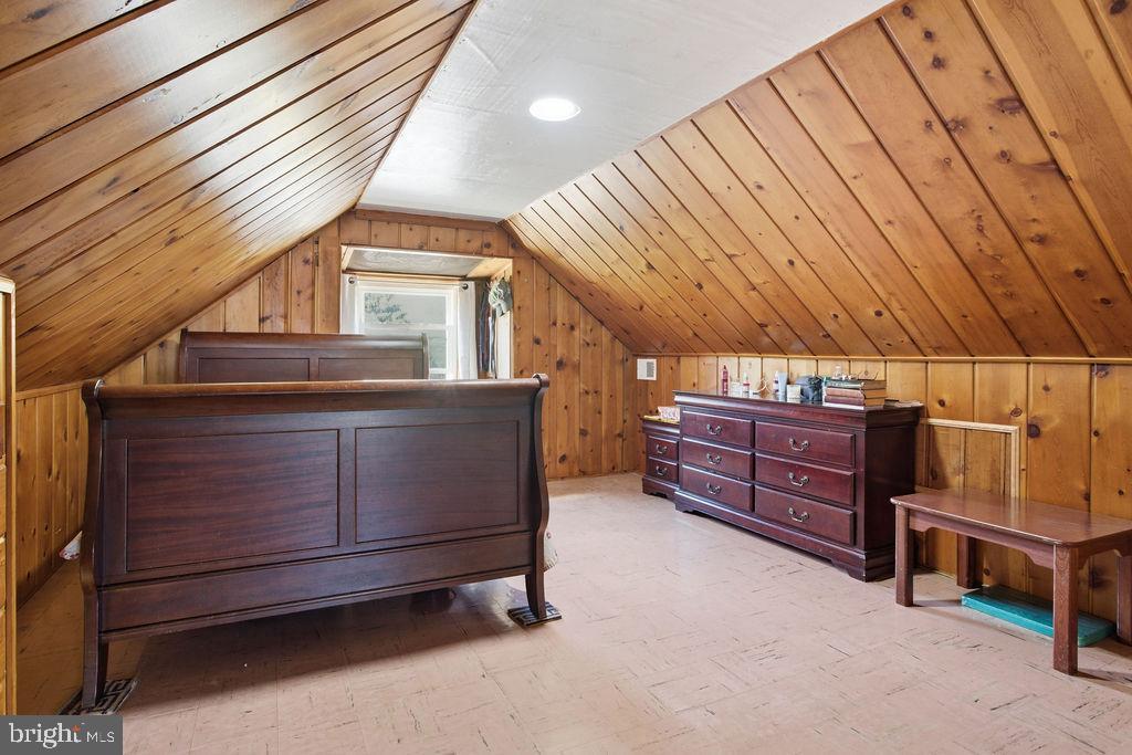 CLEARWOOD - Residential