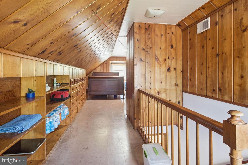 CLEARWOOD - Residential