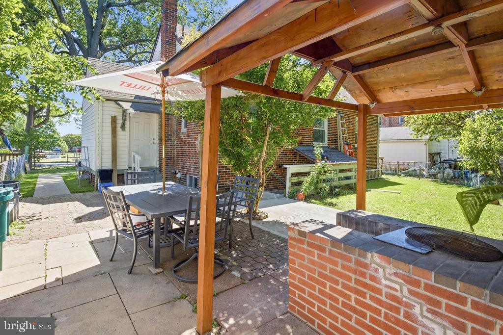 CLEARWOOD - Residential