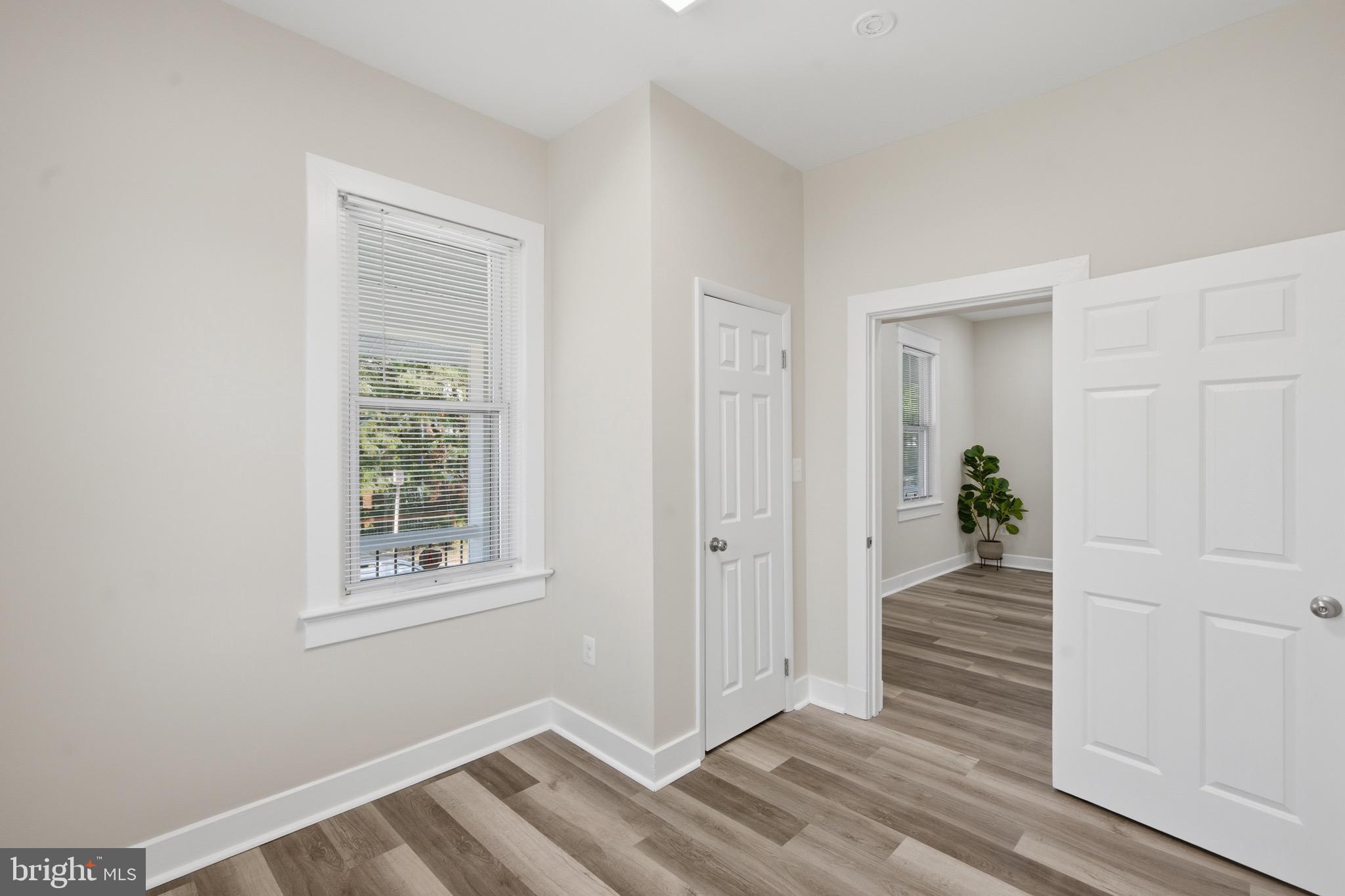 MOUNT RAINIER - Residential