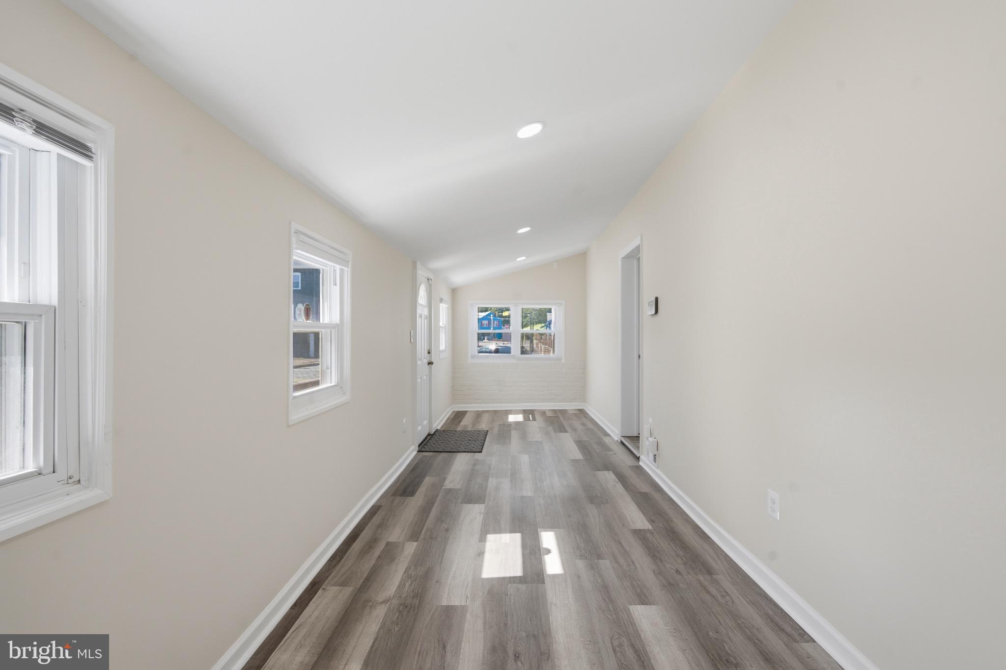 MOUNT RAINIER - Residential