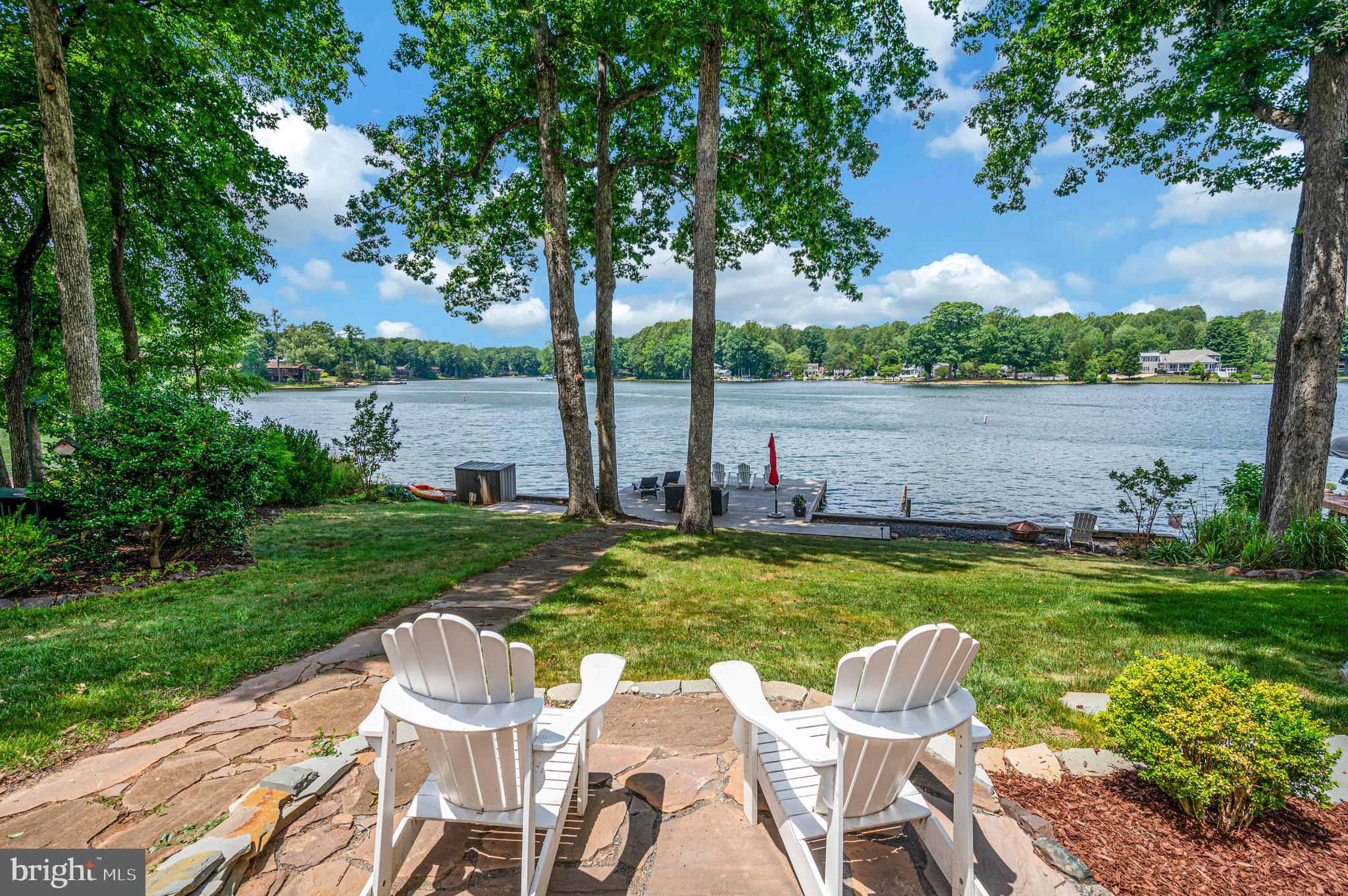 LAKE OF THE WOODS - Residential