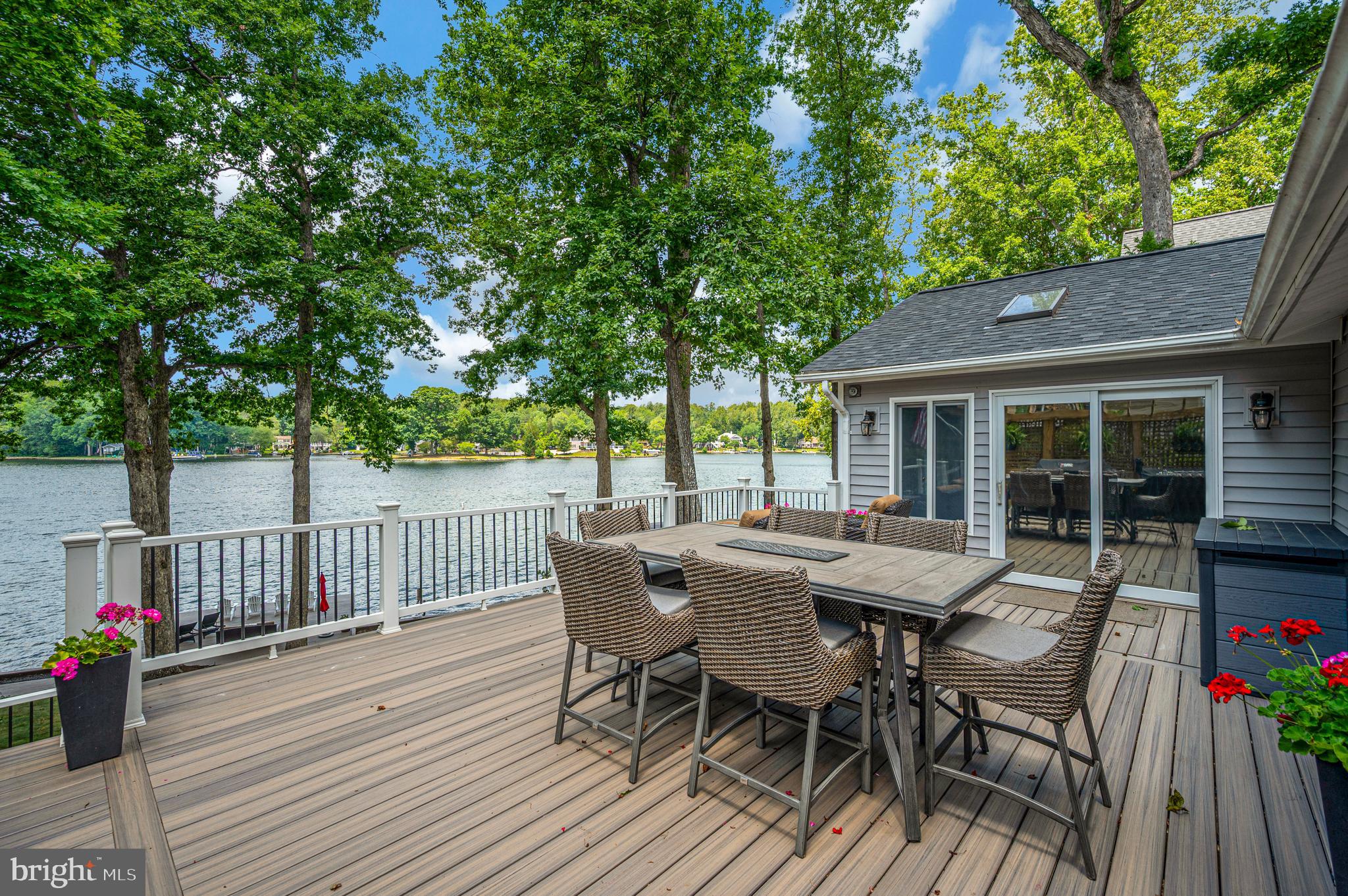 LAKE OF THE WOODS - Residential