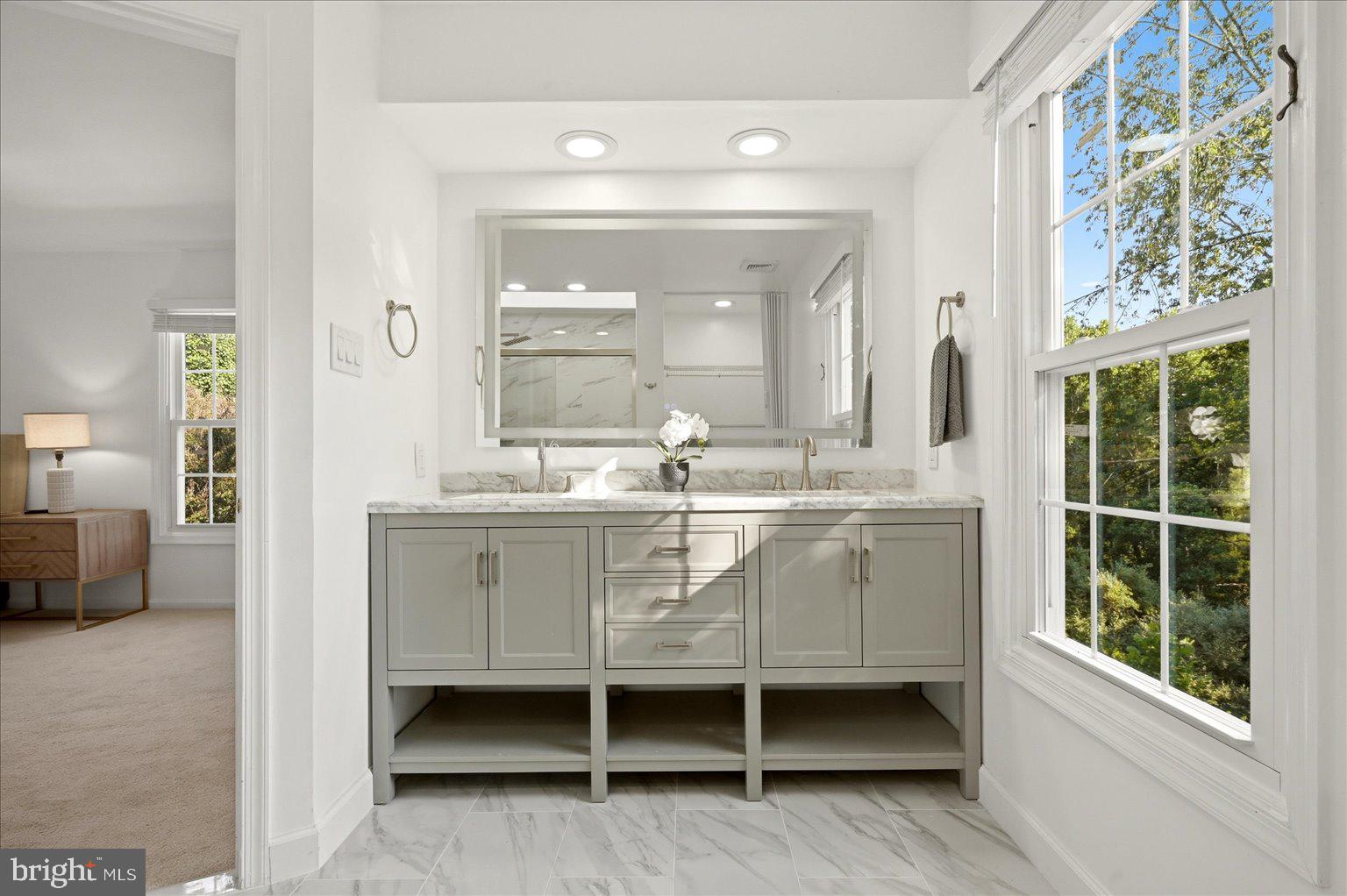 MILLS FARM - Residential