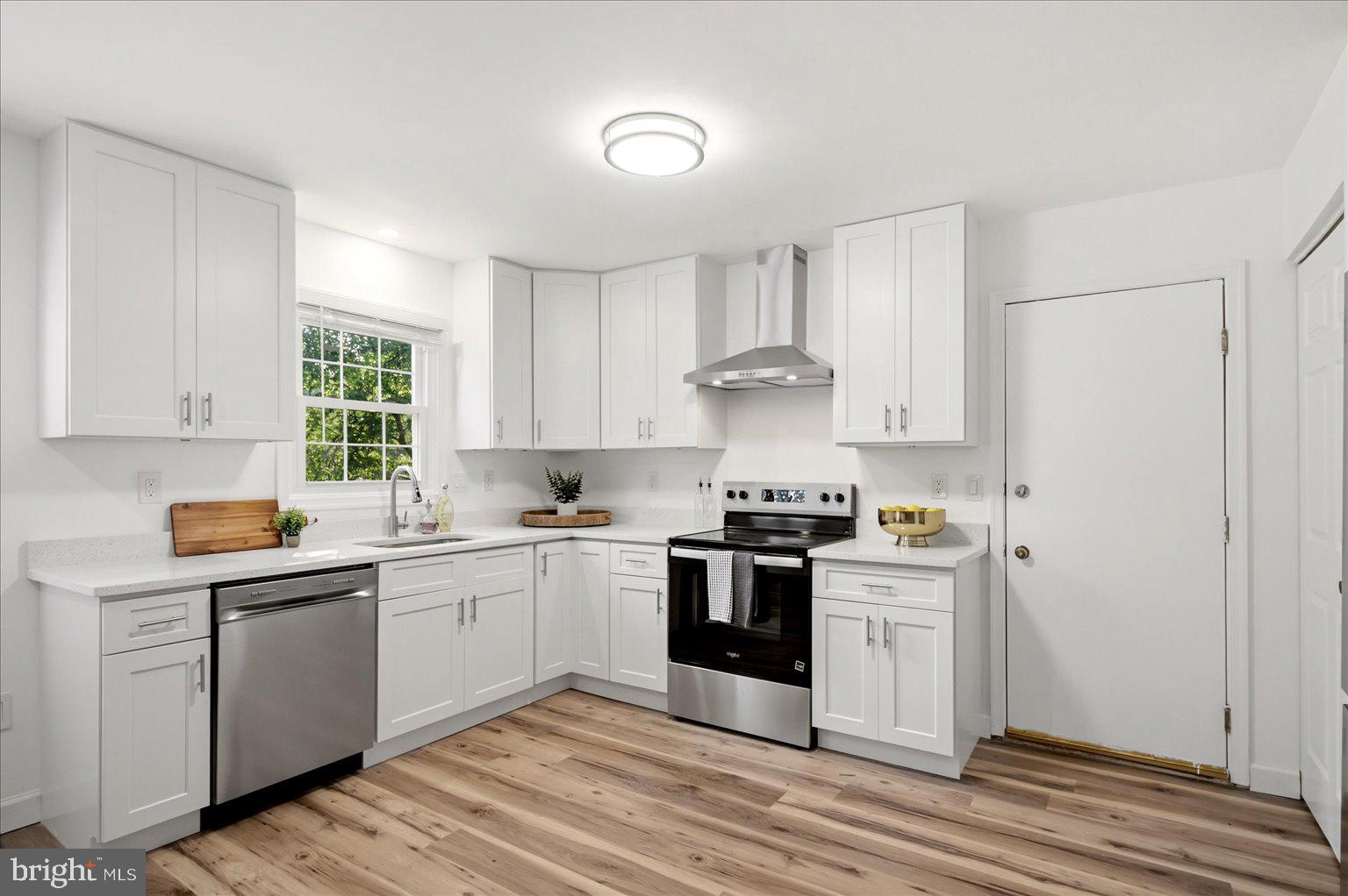 MILLS FARM - Residential