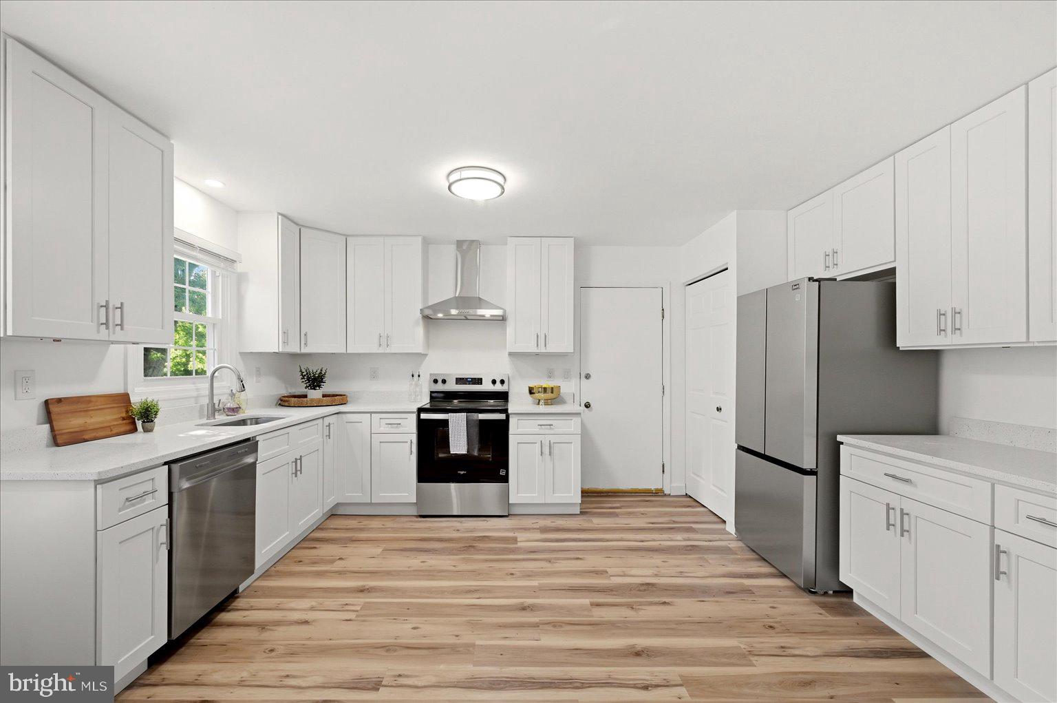 MILLS FARM - Residential