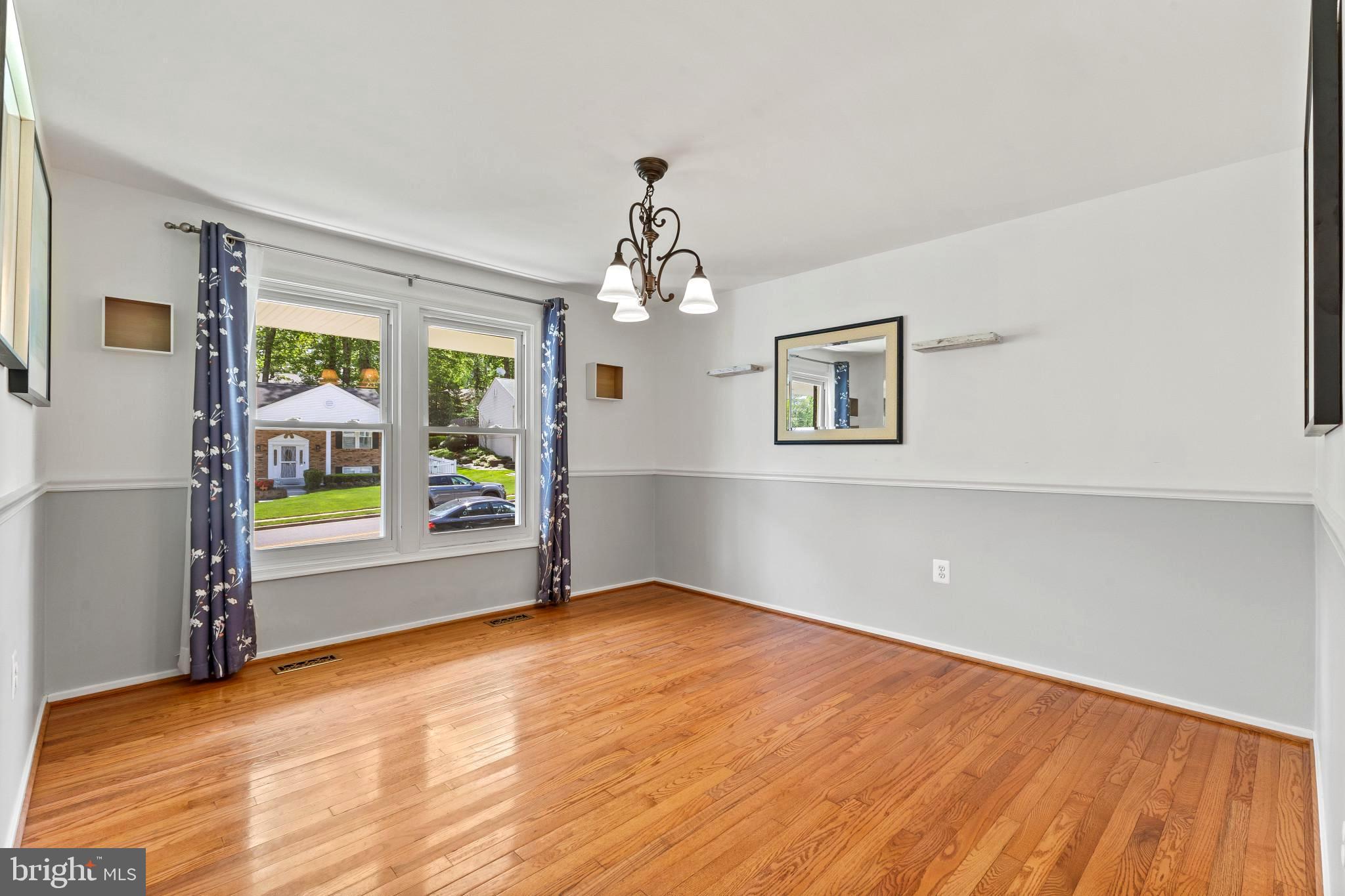 CARDINAL GLEN - Residential