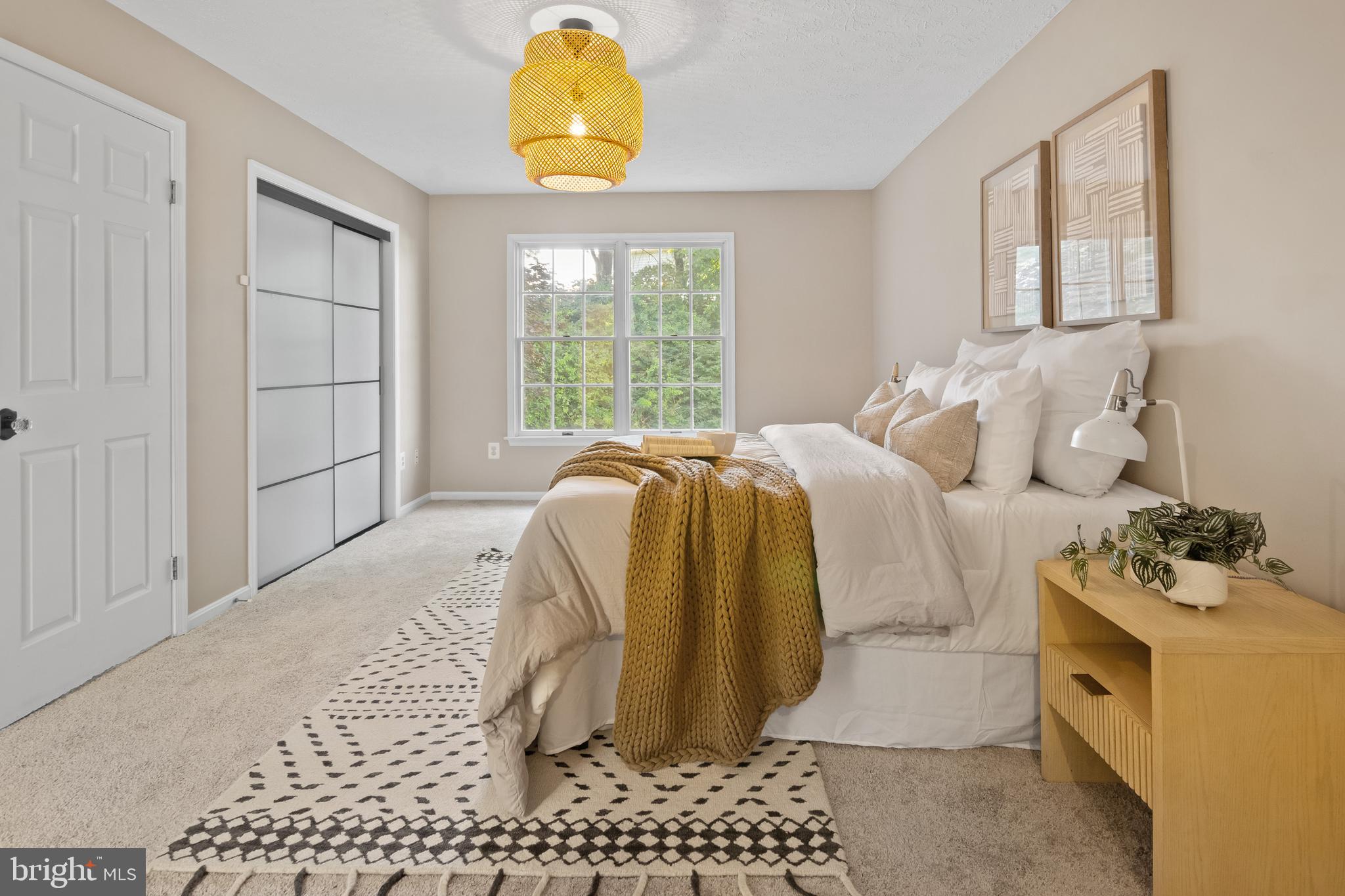 HUNTERS RUN - Residential