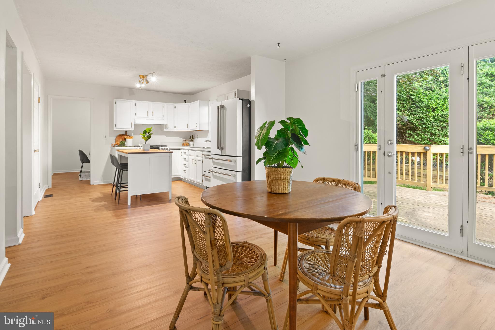 HUNTERS RUN - Residential