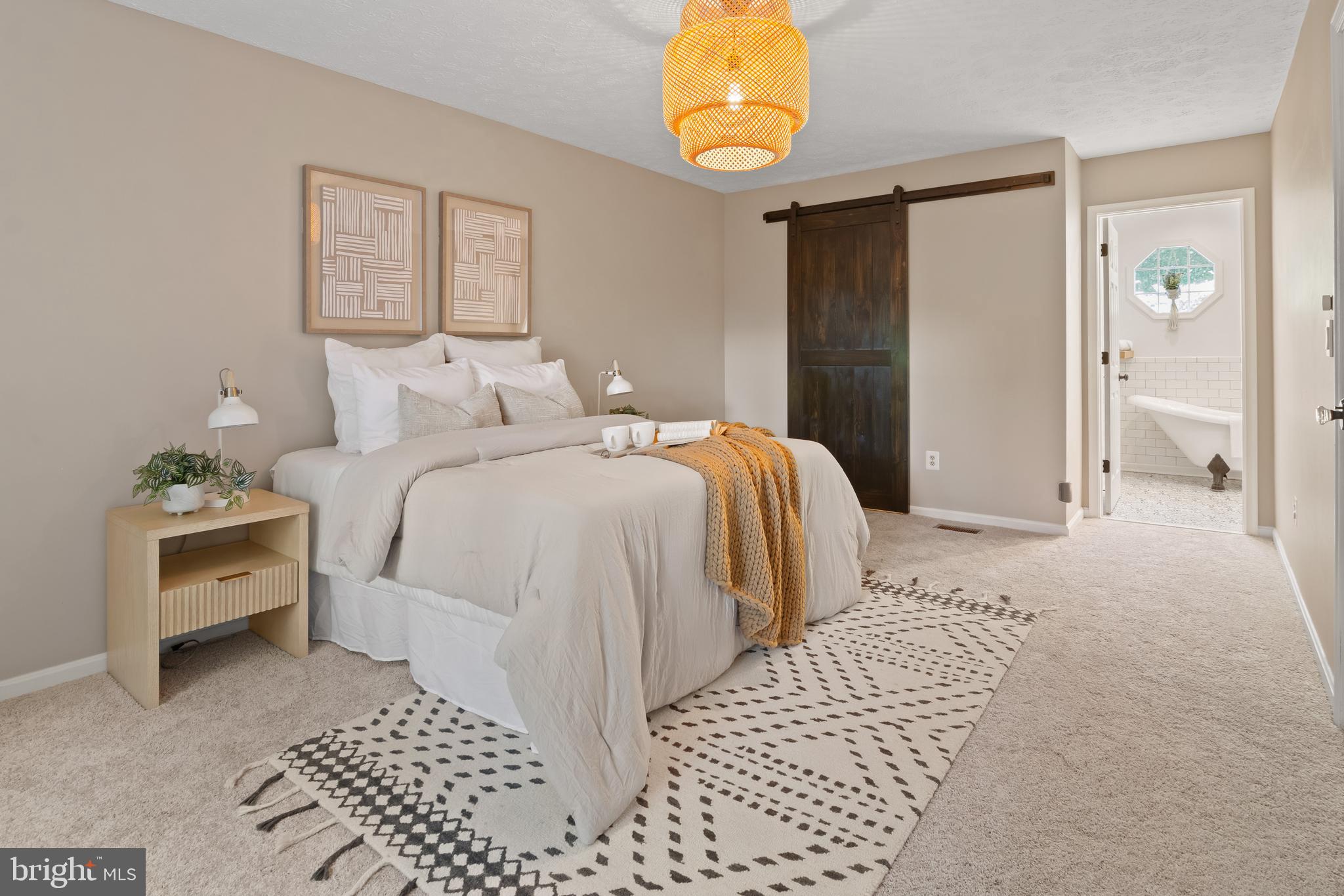 HUNTERS RUN - Residential