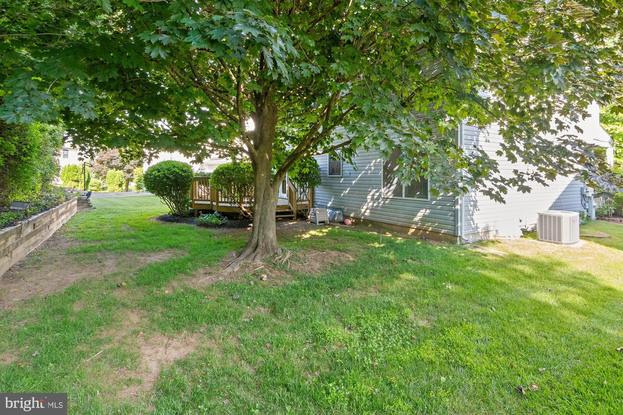 HUNTERS RUN - Residential
