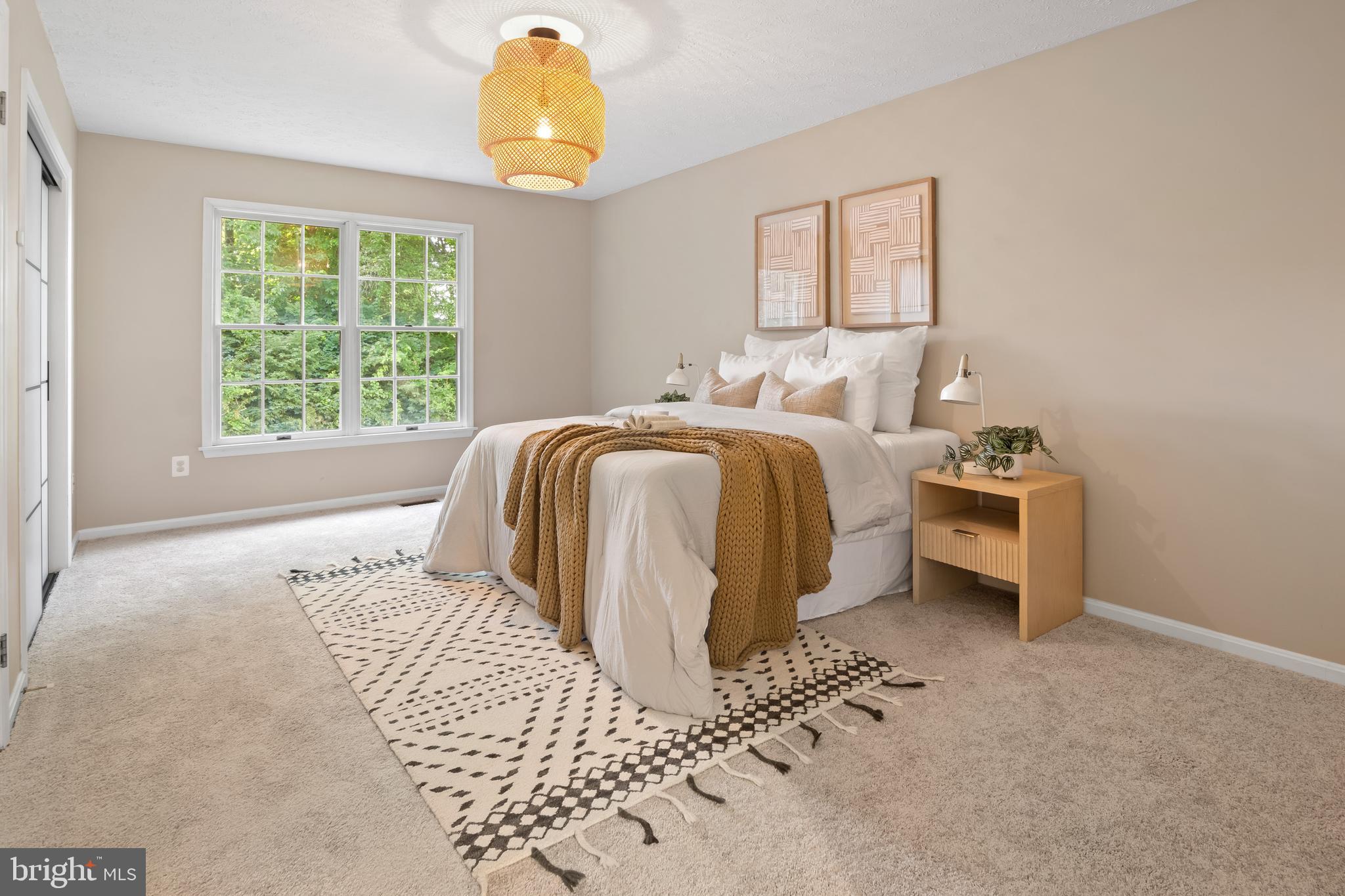 HUNTERS RUN - Residential