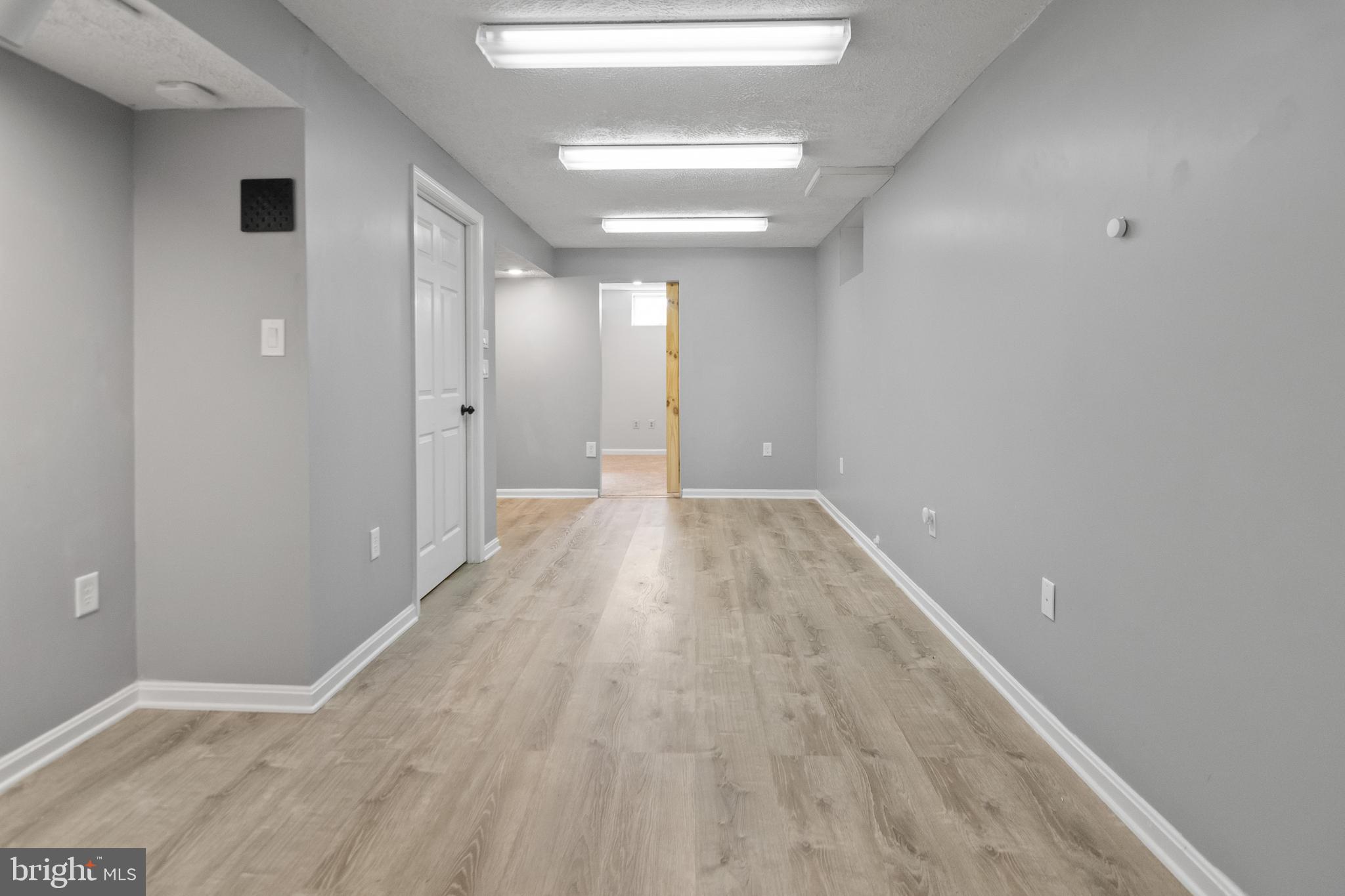 HUNTERS RUN - Residential