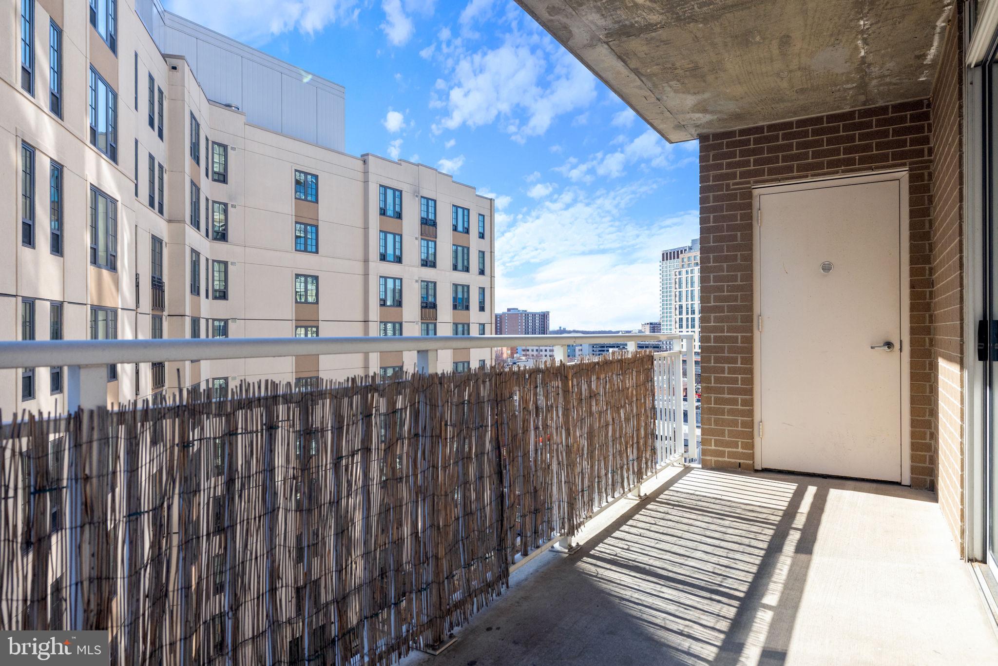 CRESCENT - Residential