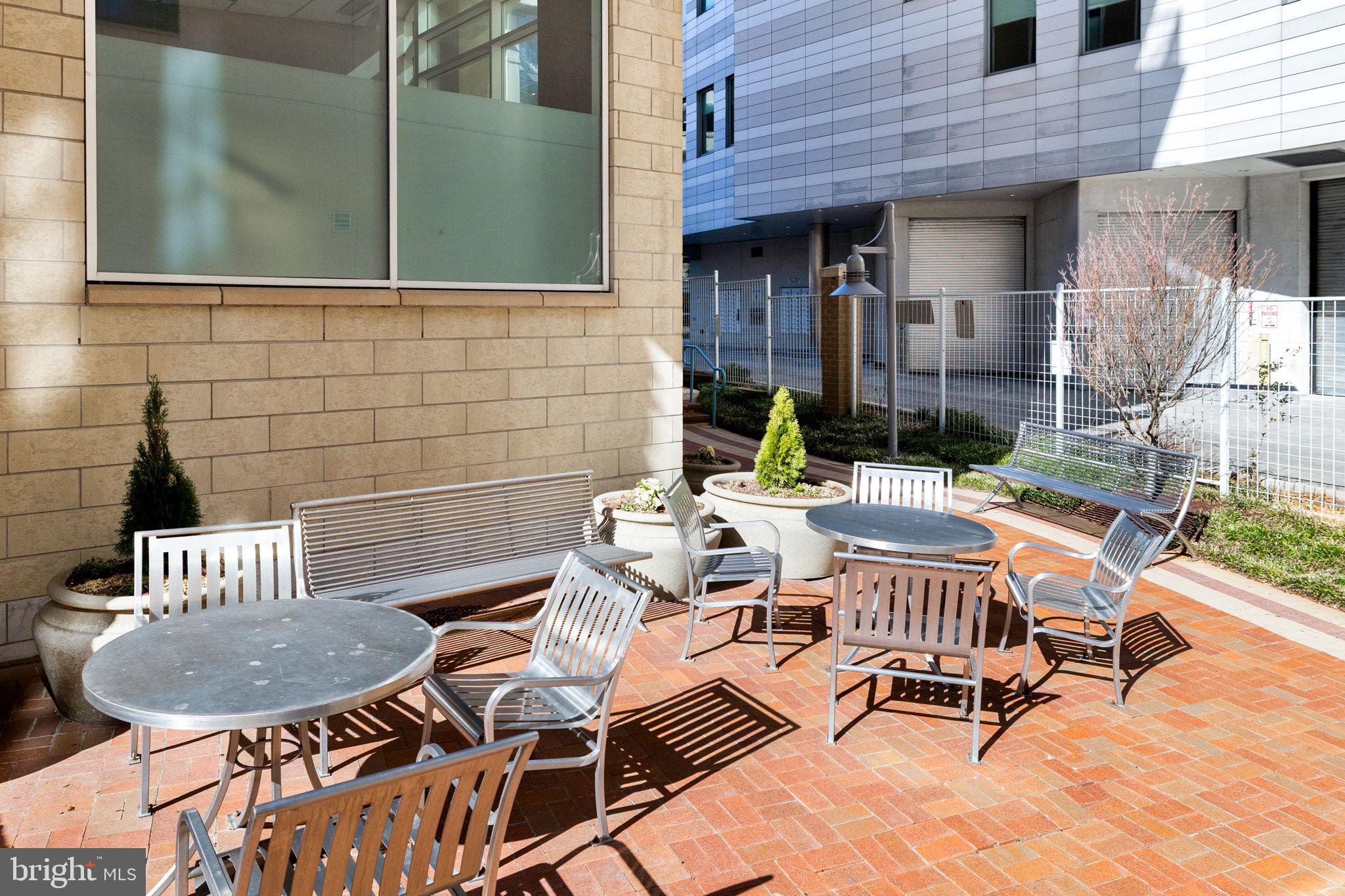 CRESCENT - Residential