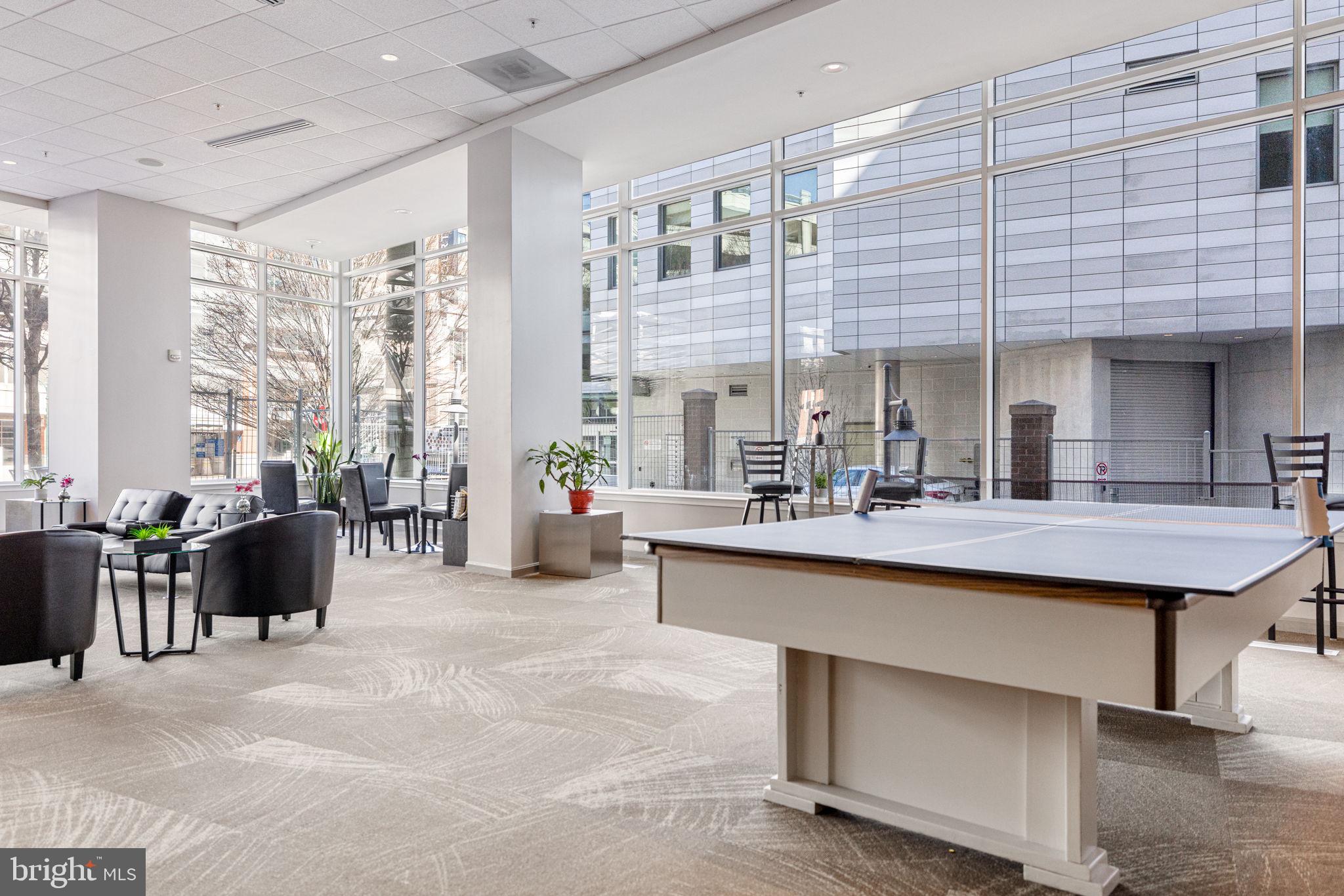 CRESCENT - Residential