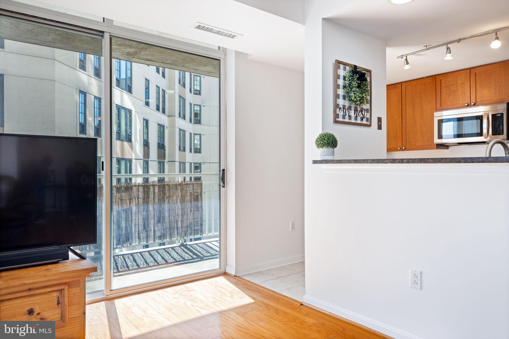 CRESCENT - Residential