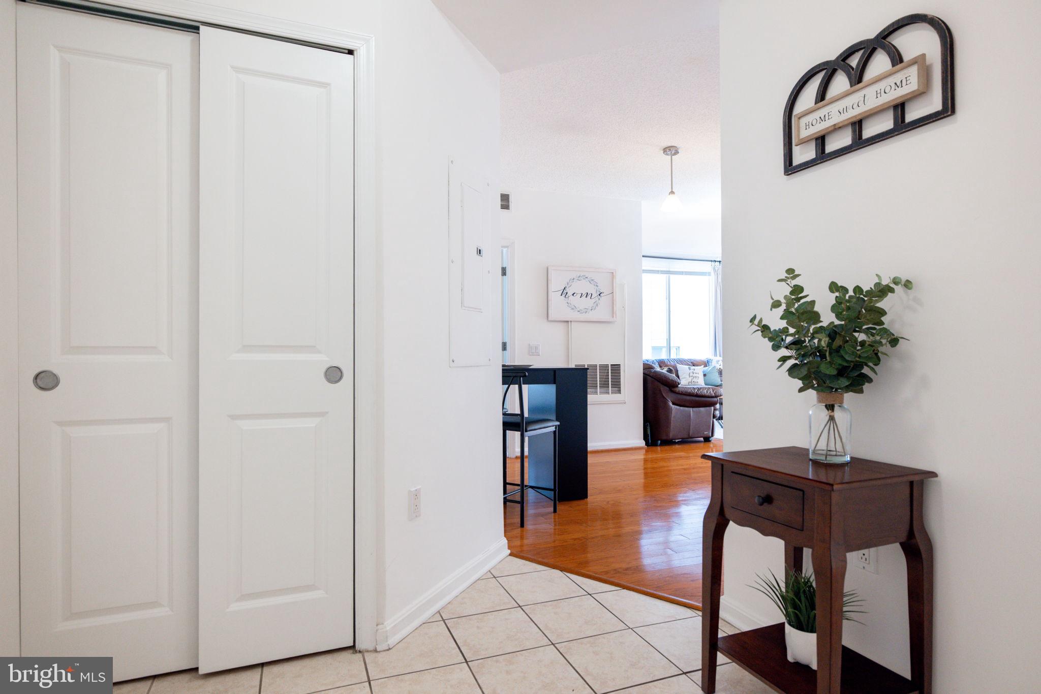 CRESCENT - Residential