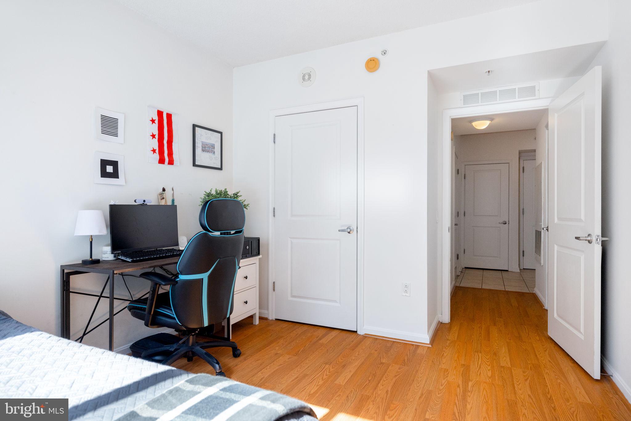 CRESCENT - Residential