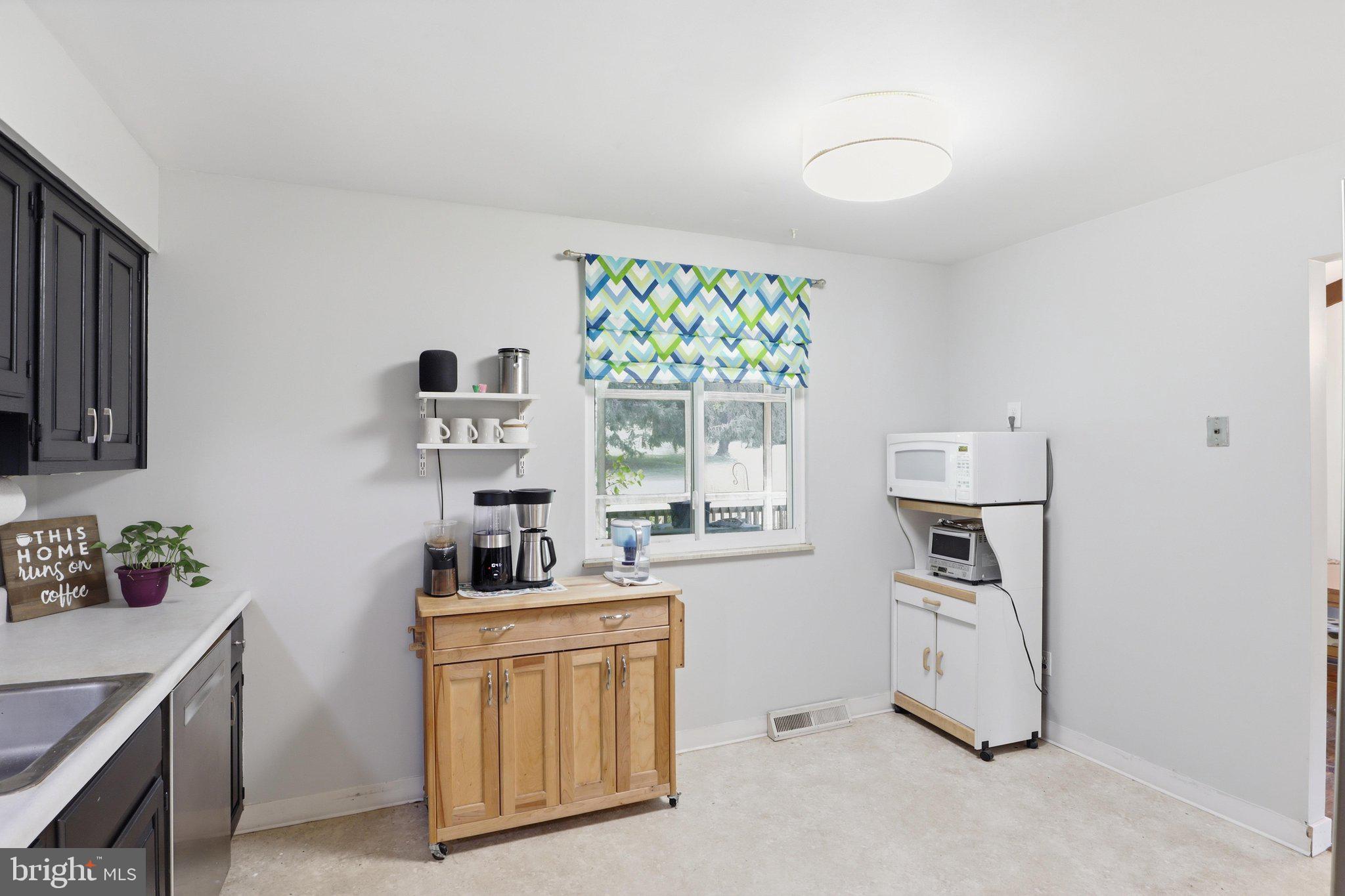 VILLAGE OF OAKLAND MILLS - Residential