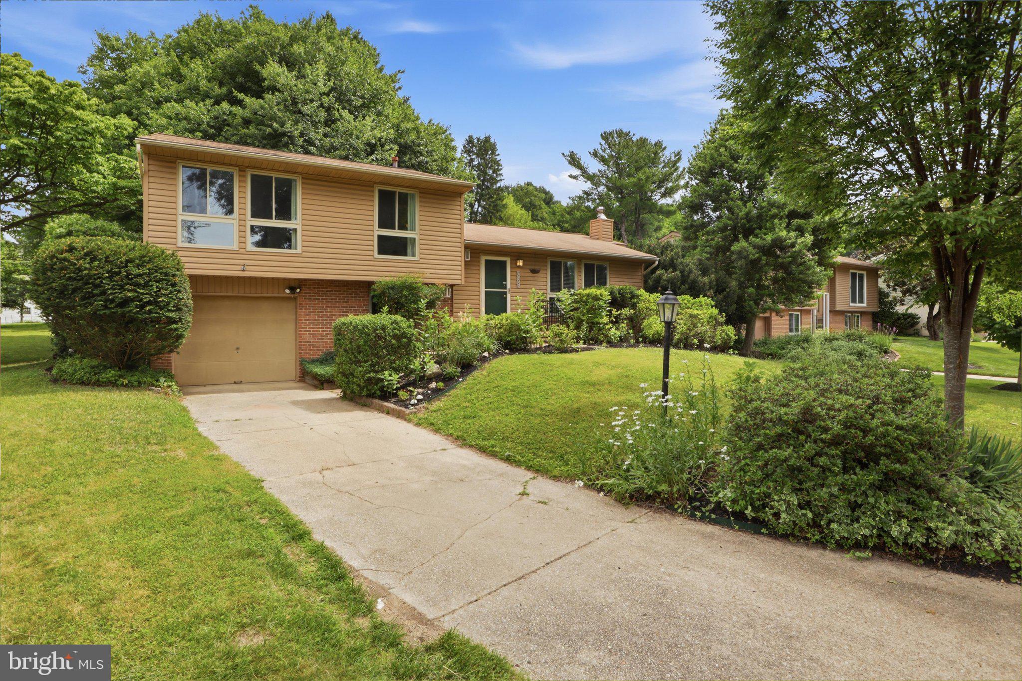 VILLAGE OF OAKLAND MILLS - Residential