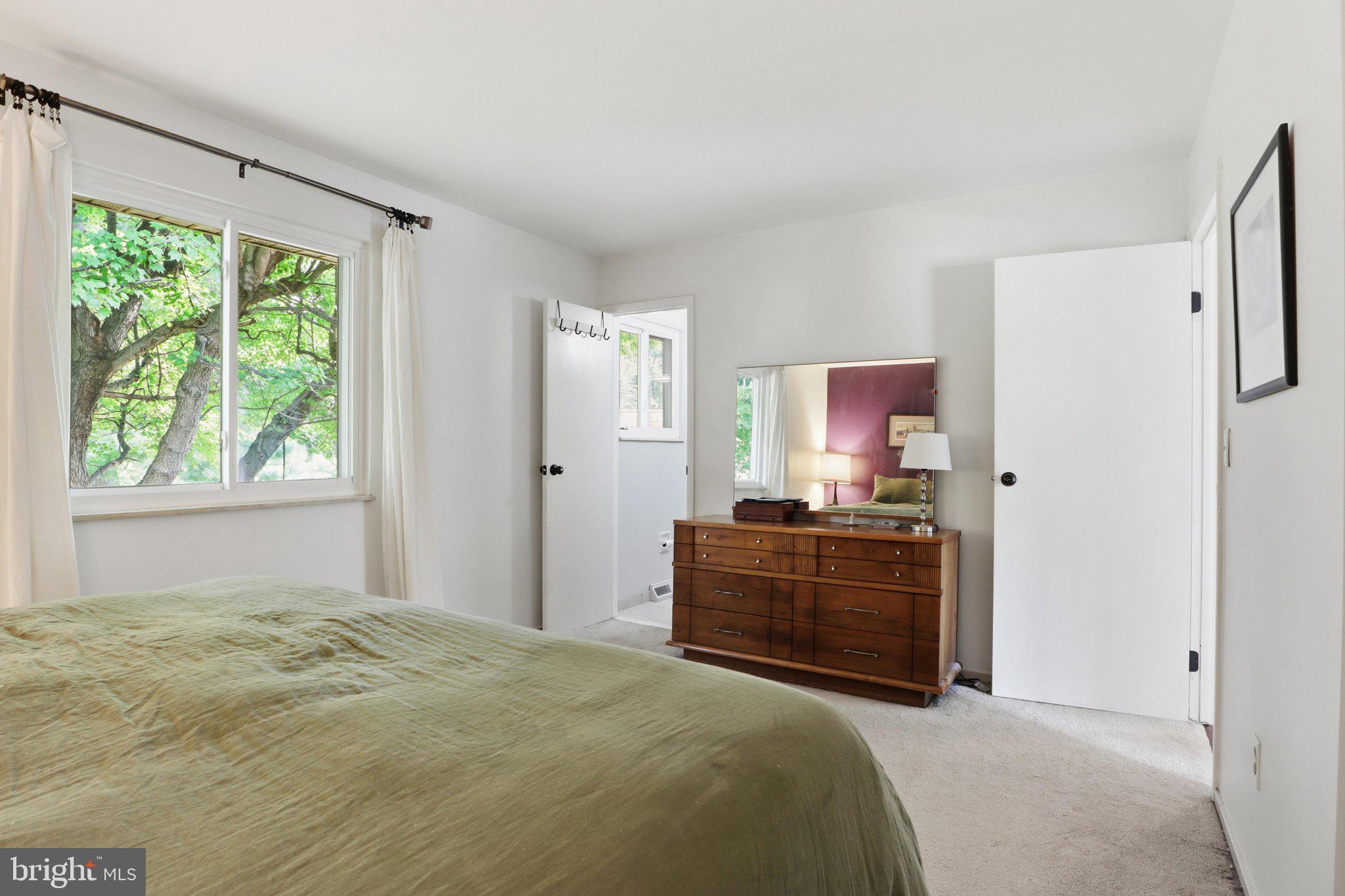 VILLAGE OF OAKLAND MILLS - Residential