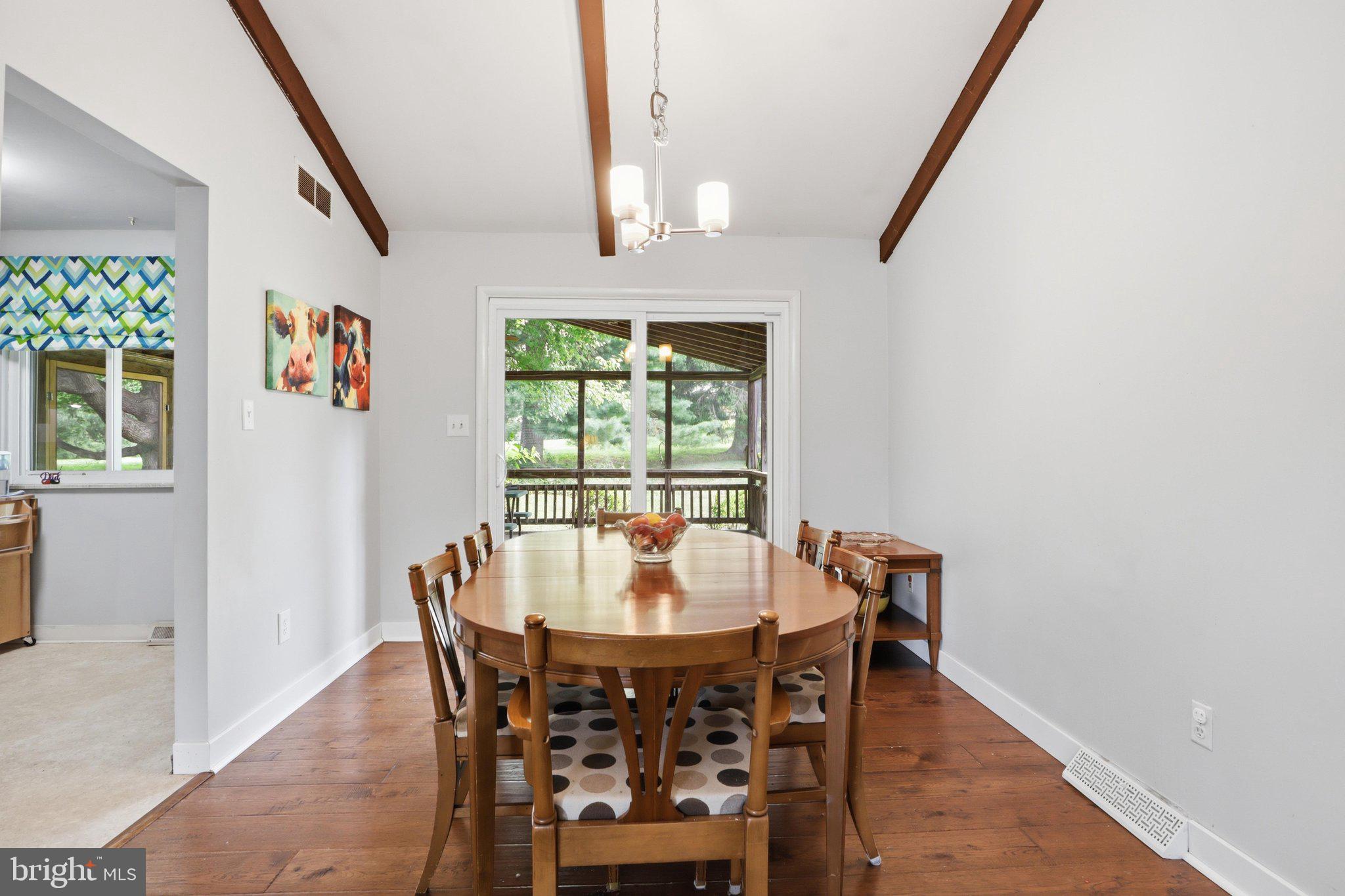 VILLAGE OF OAKLAND MILLS - Residential
