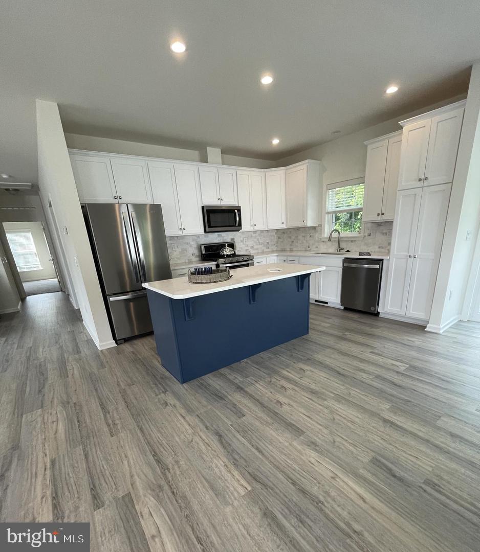 BLUE BELL SPRINGS - Residential
