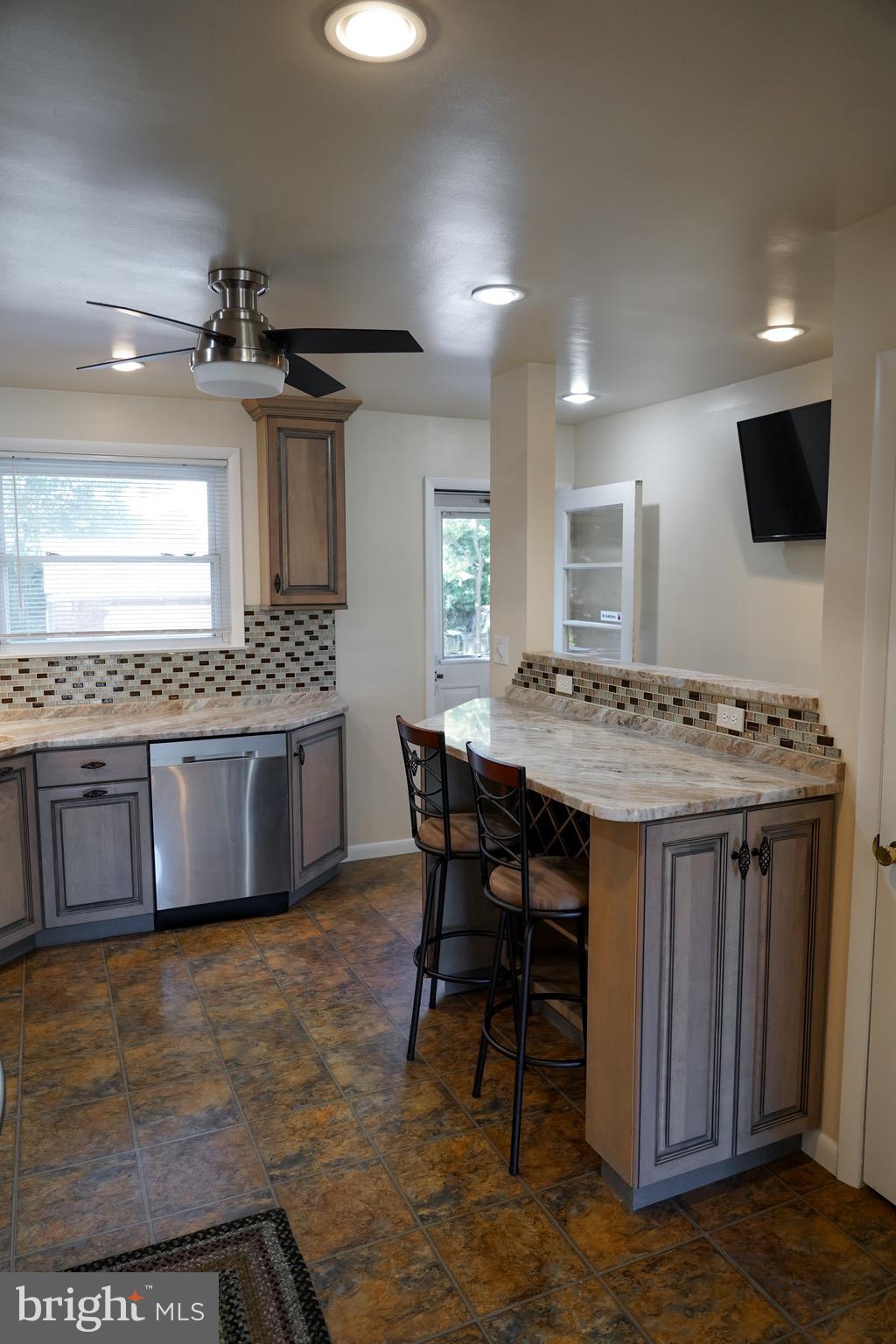 JOPPA HEIGHTS LITTLE FARM - Residential