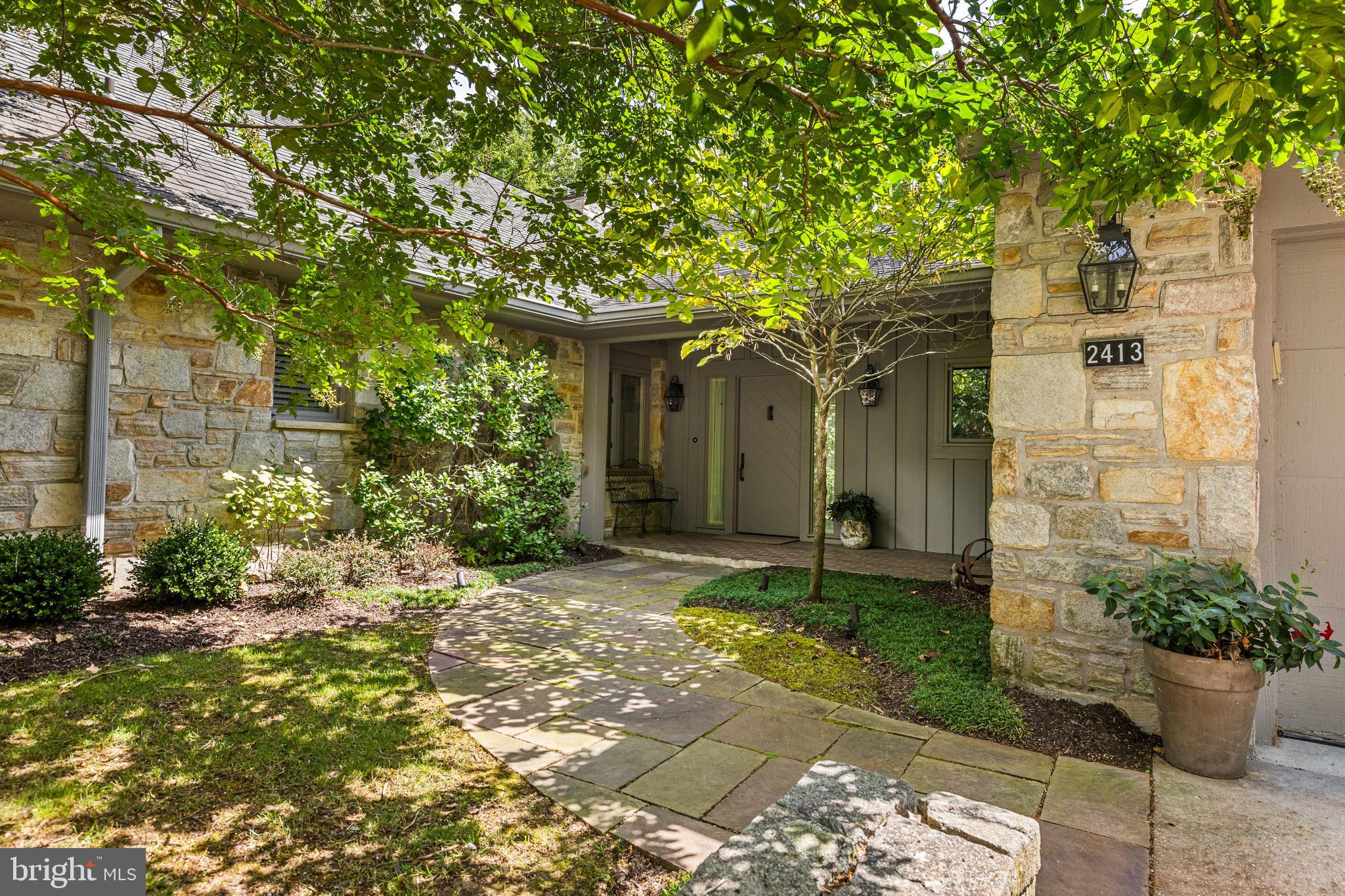 ROCKLAND - Residential