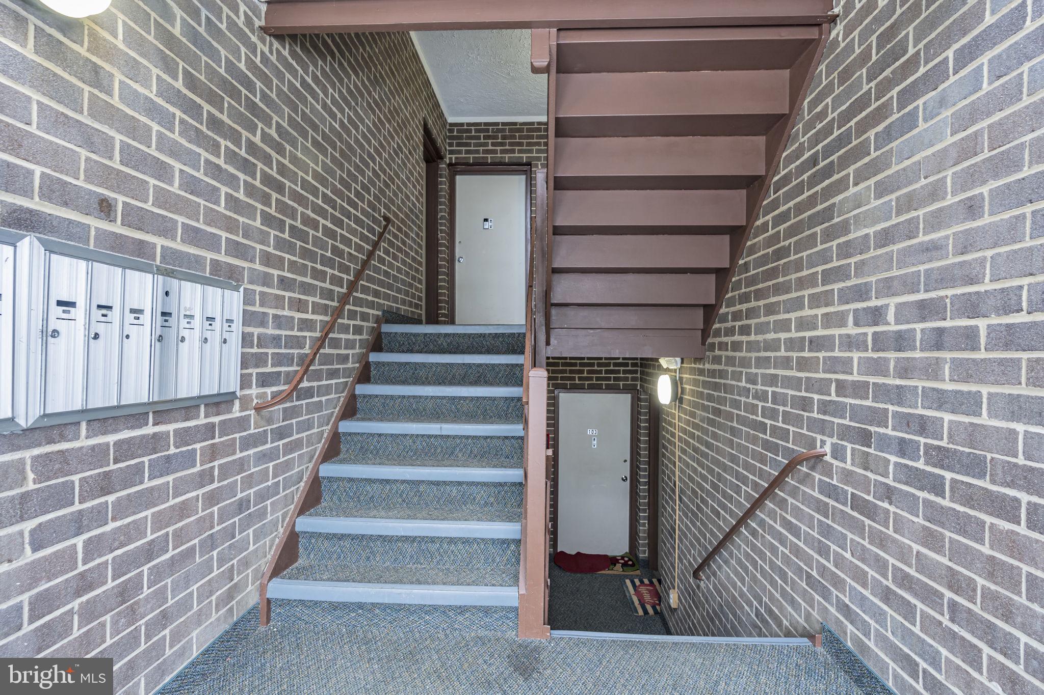 OCCOQUAN RIDGE CONDO - Residential Lease