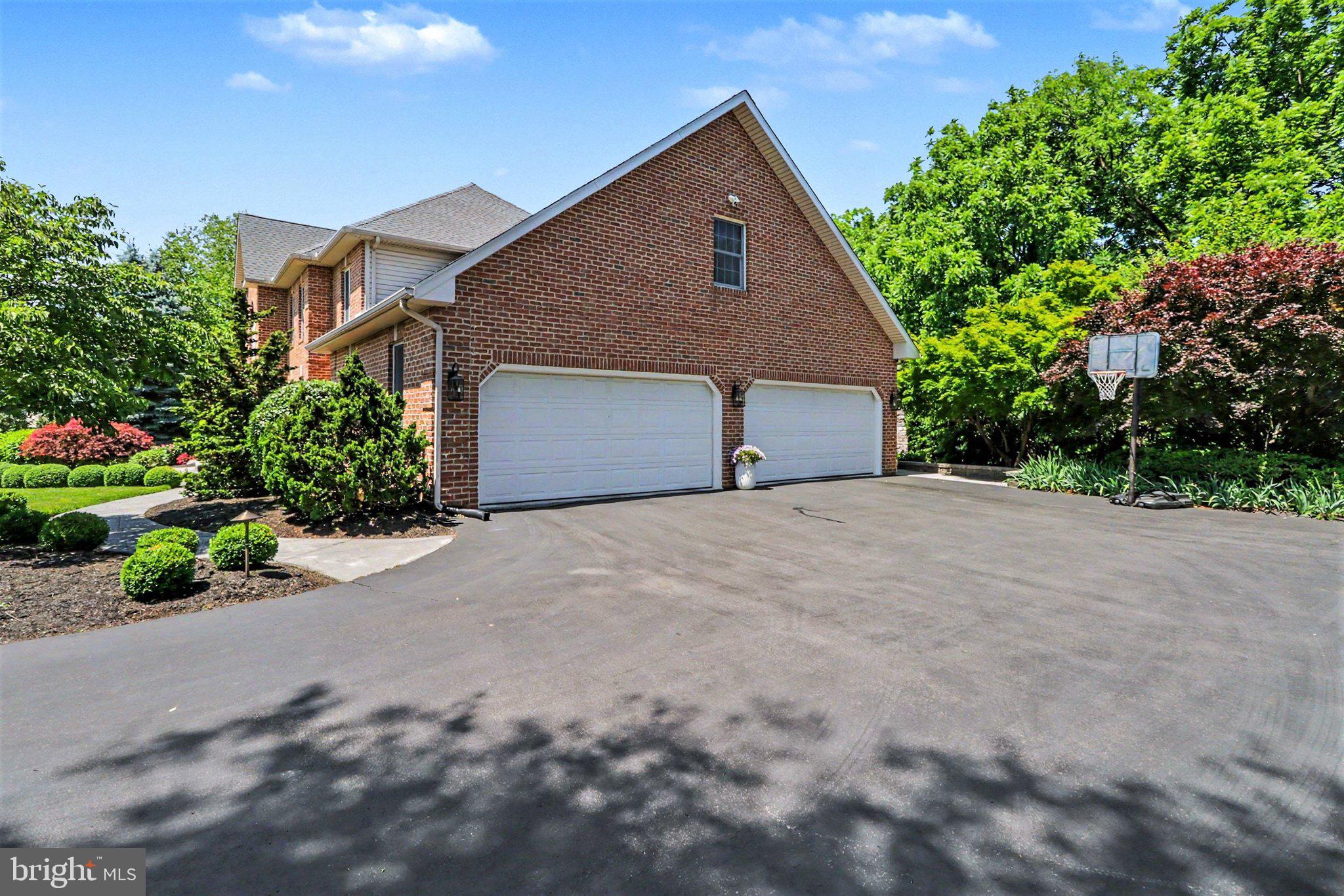 LINDENWOOD - Residential